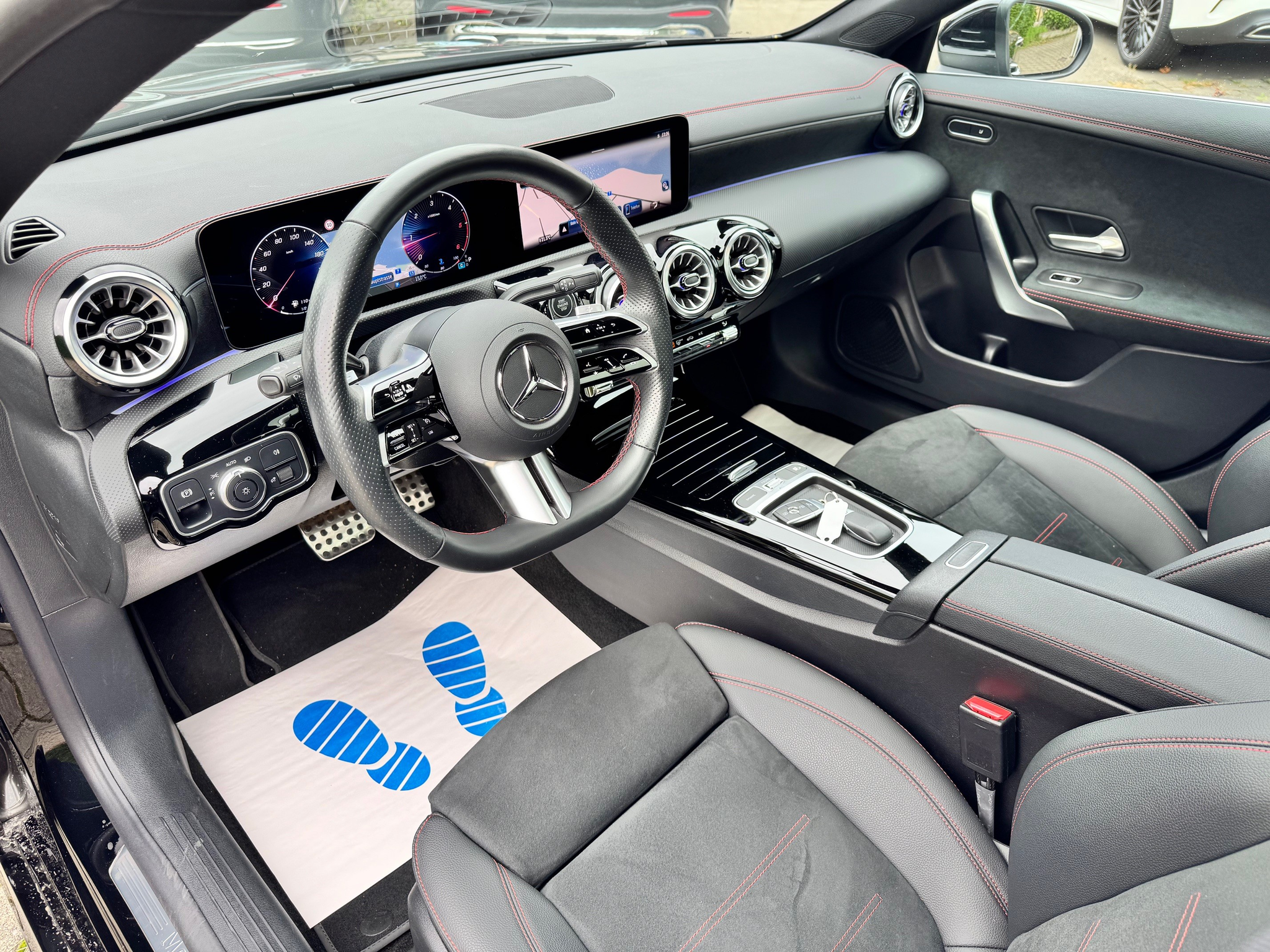 listing desktop thumbnail image 7