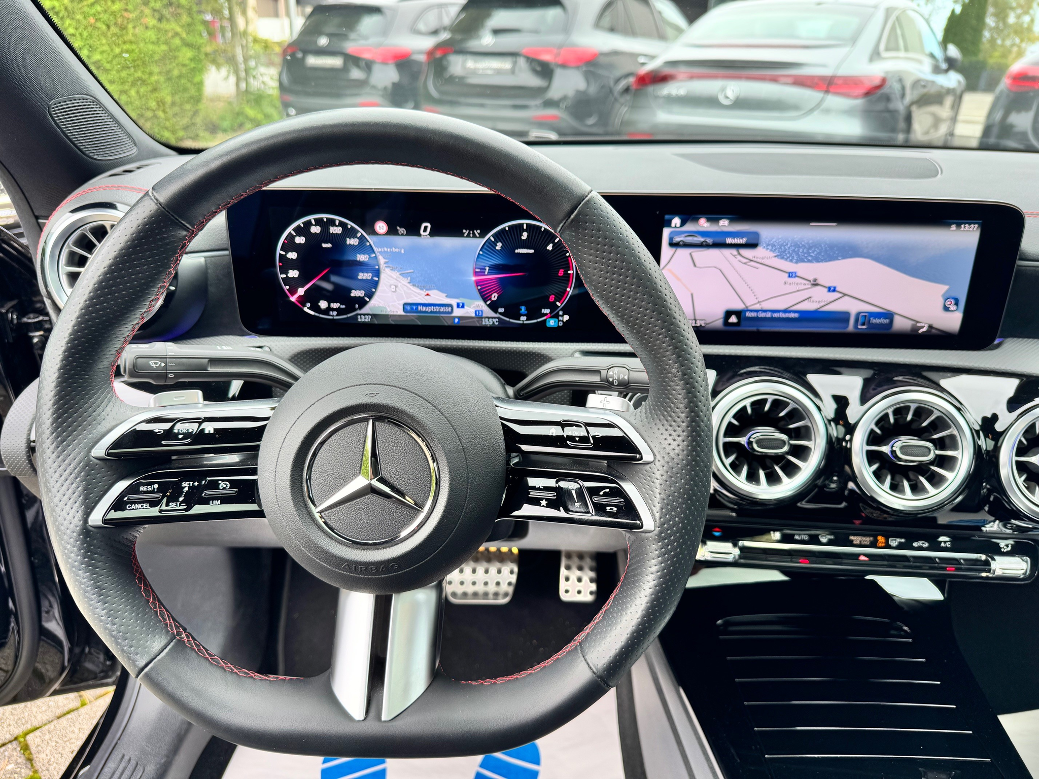 listing desktop thumbnail image 8