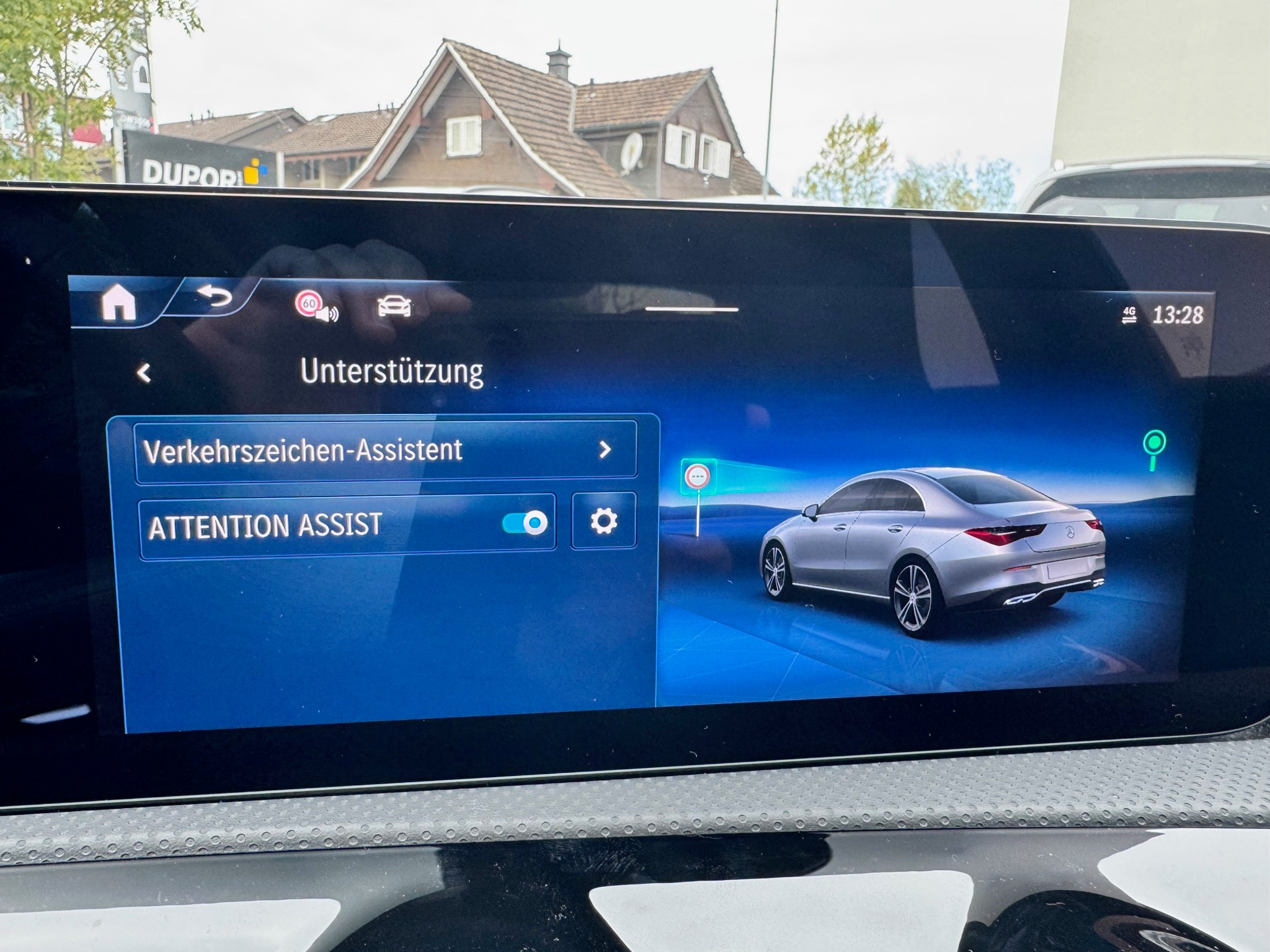 listing desktop thumbnail image 12