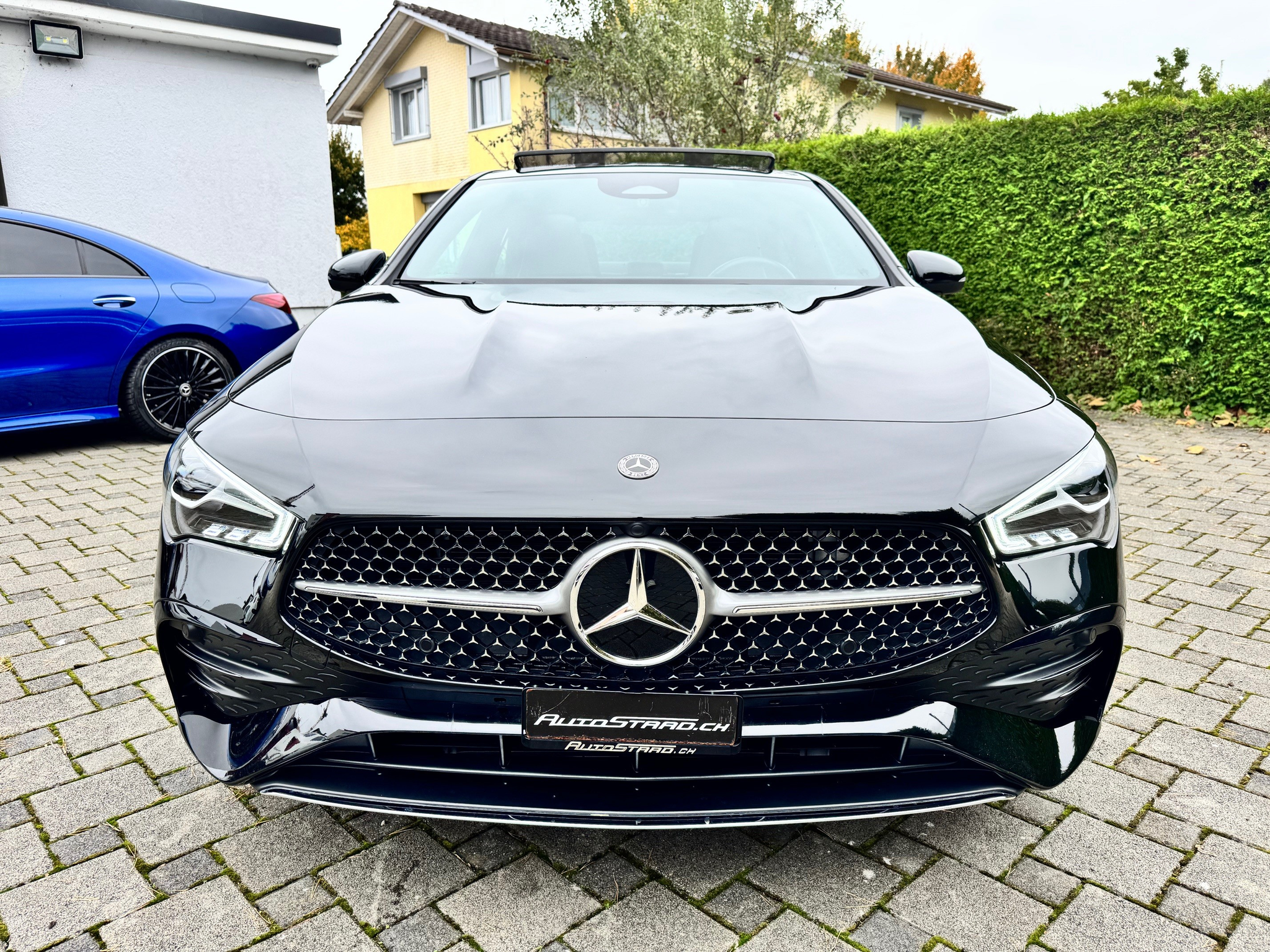 listing desktop thumbnail image 1