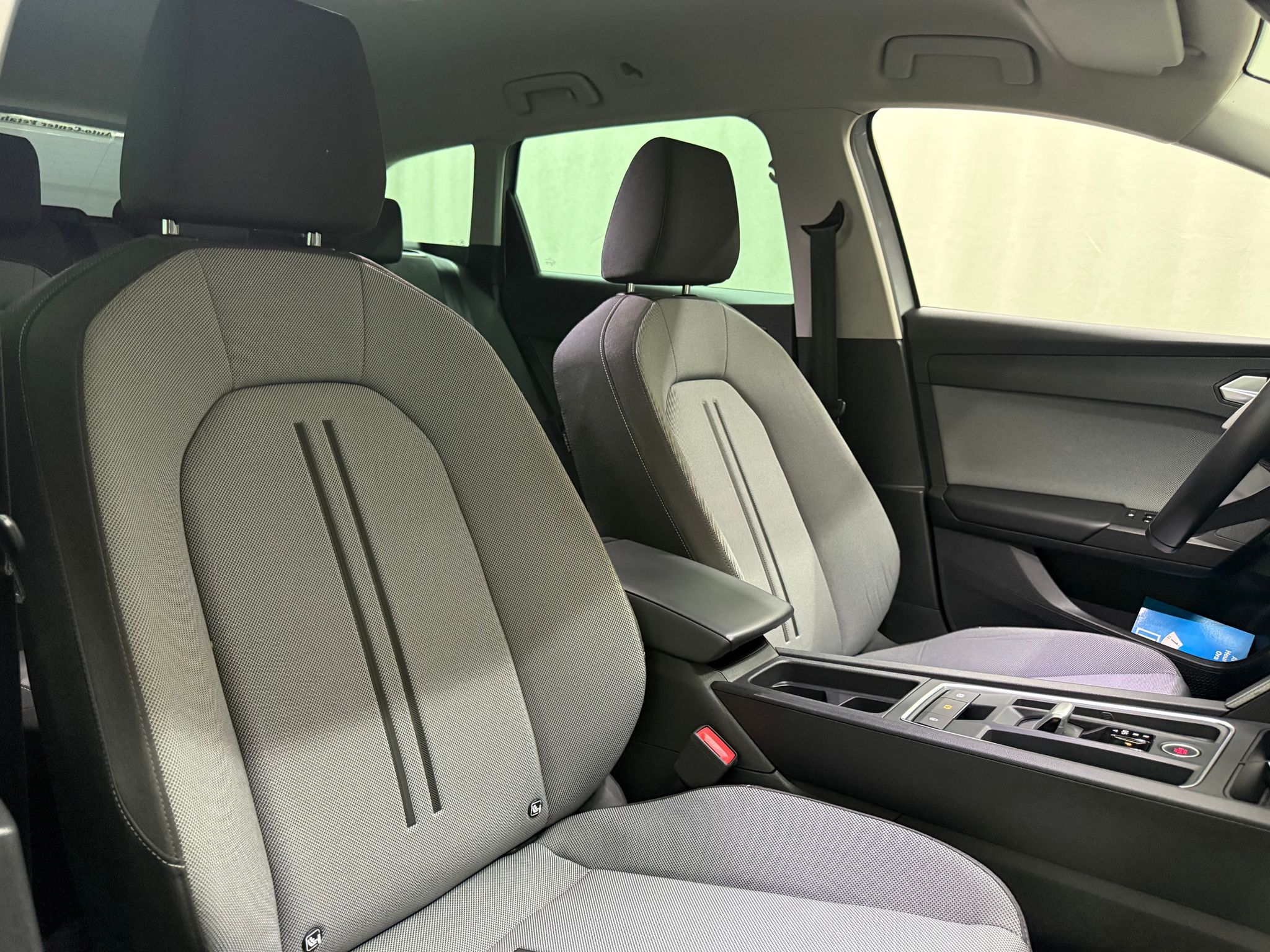 listing desktop thumbnail image 15