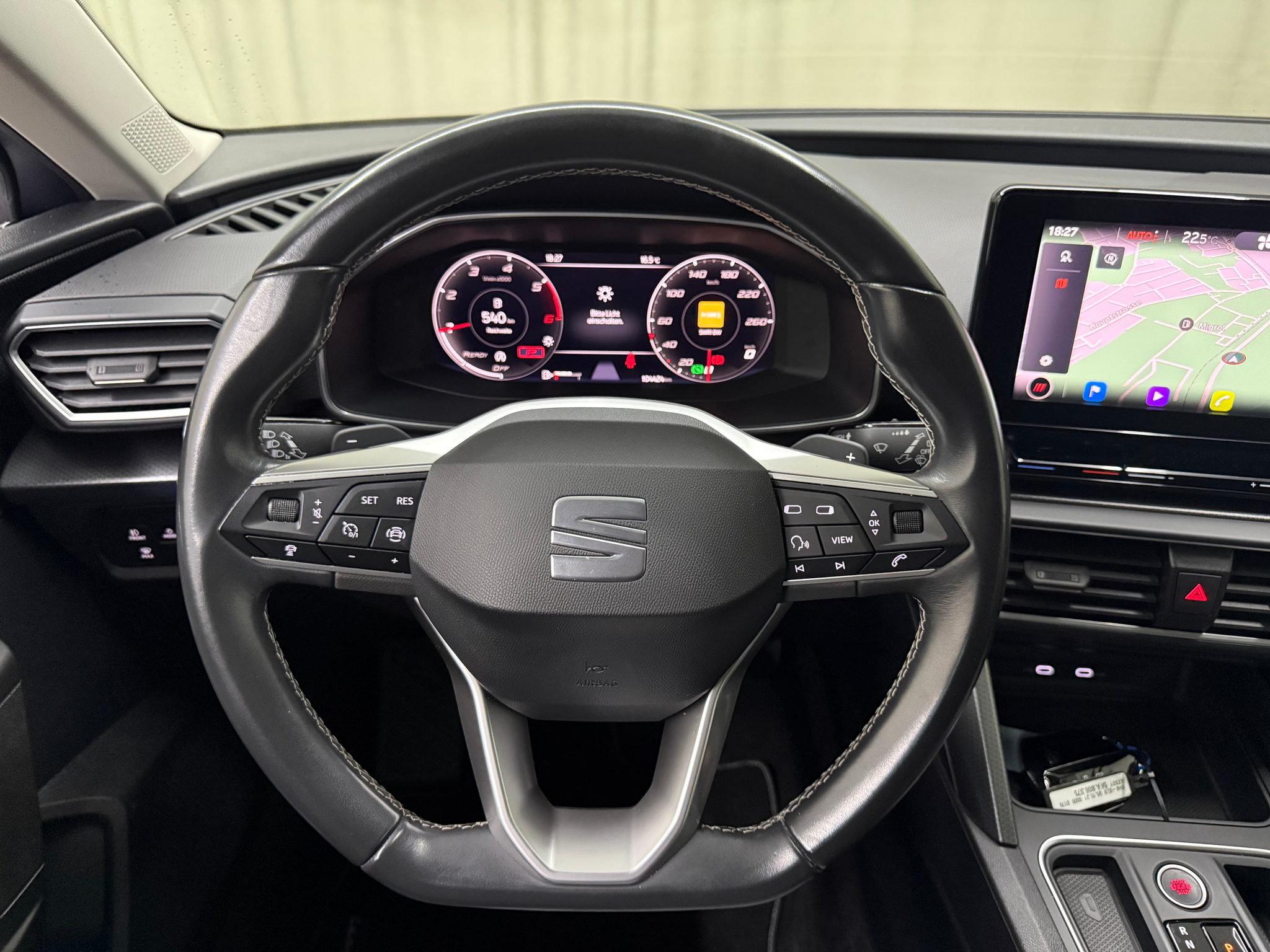 listing desktop thumbnail image 9