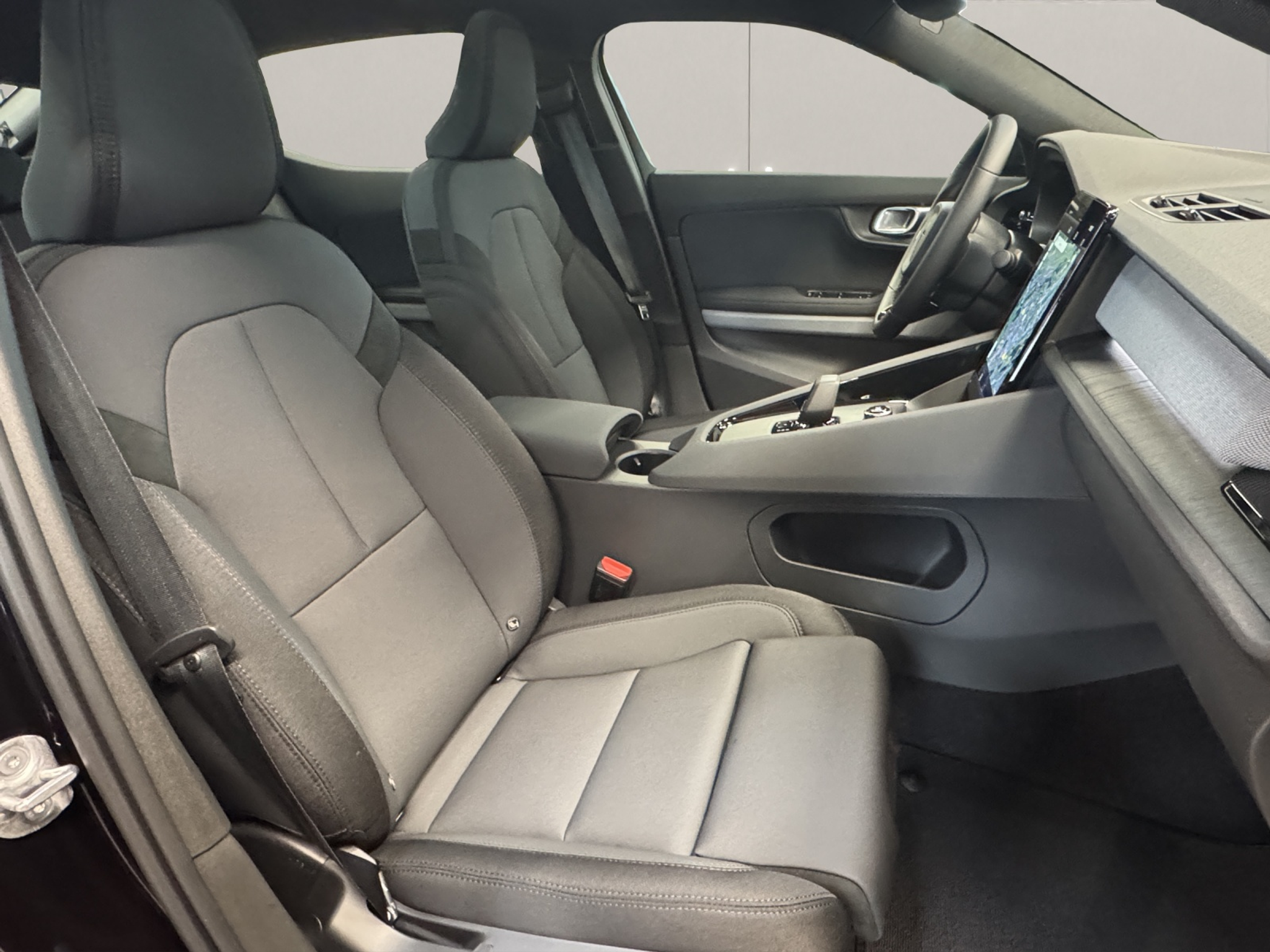 listing desktop thumbnail image 8