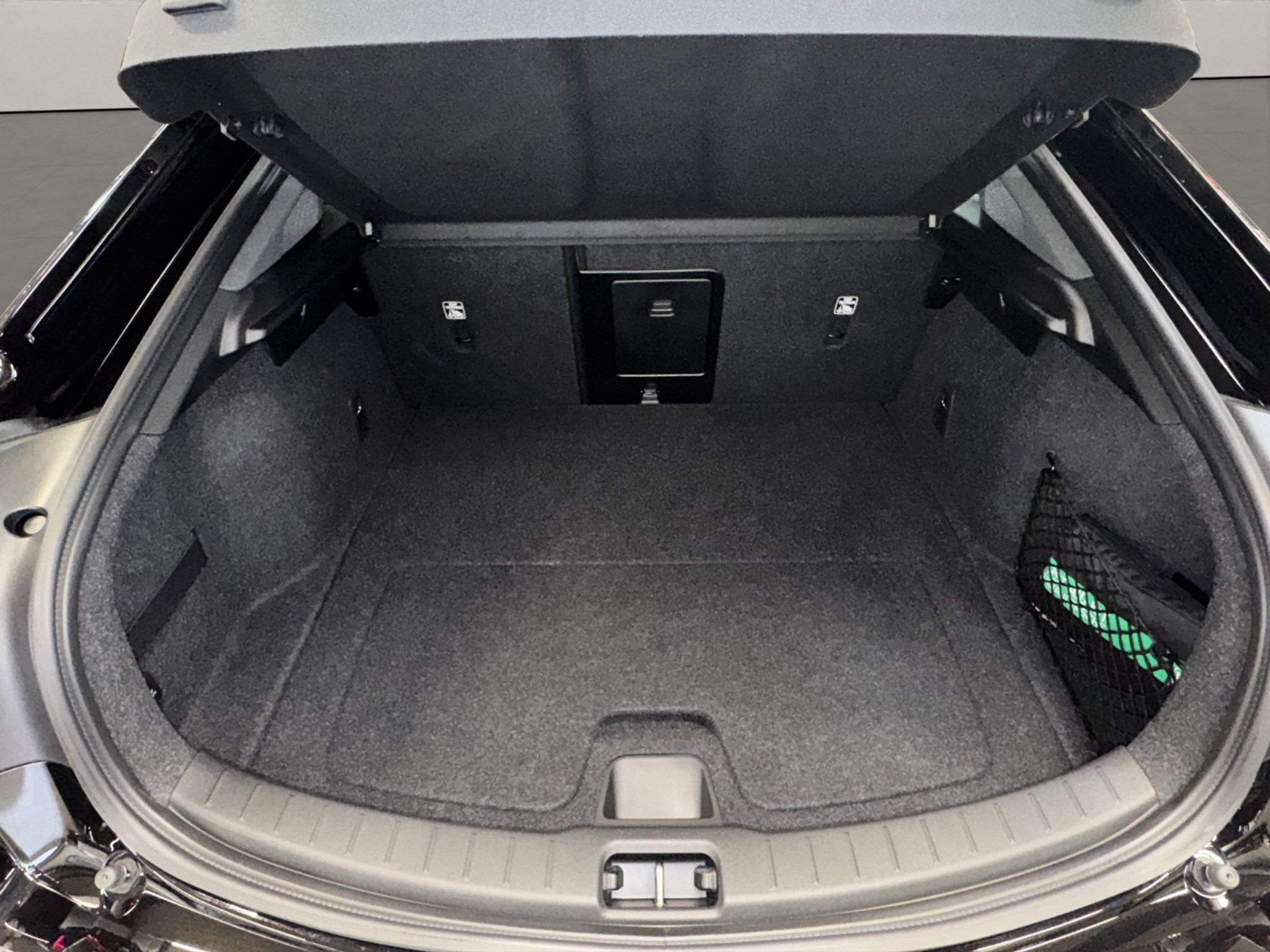 listing desktop thumbnail image 12