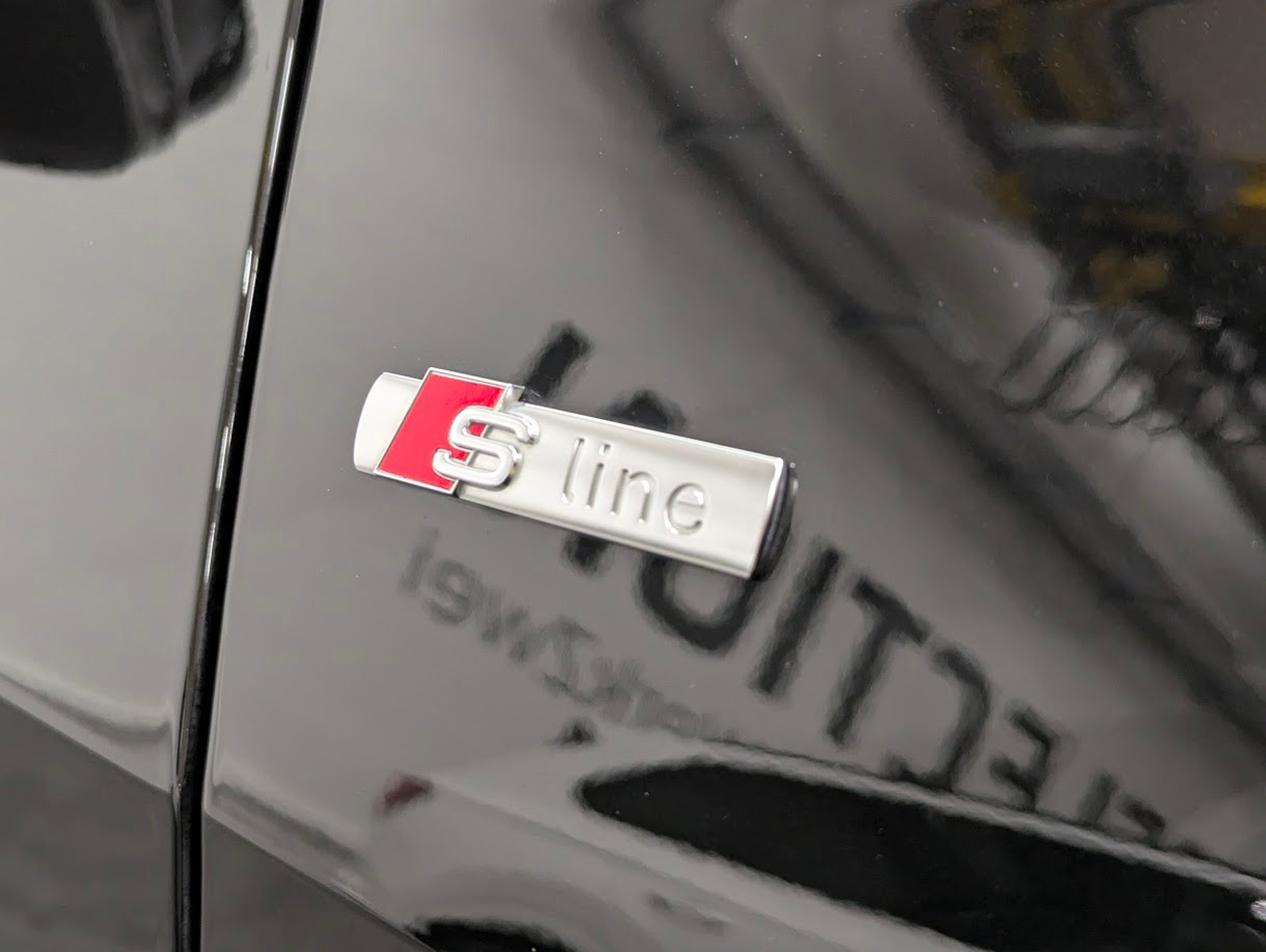 listing desktop thumbnail image 2