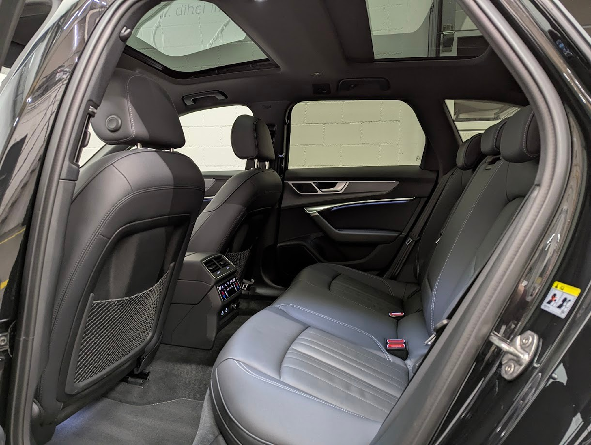 listing desktop thumbnail image 25