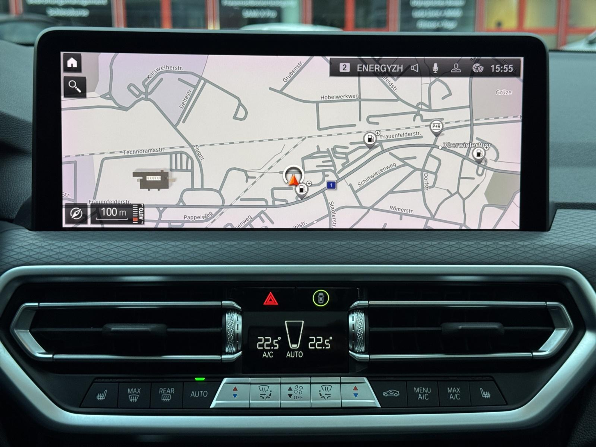 listing desktop thumbnail image 11