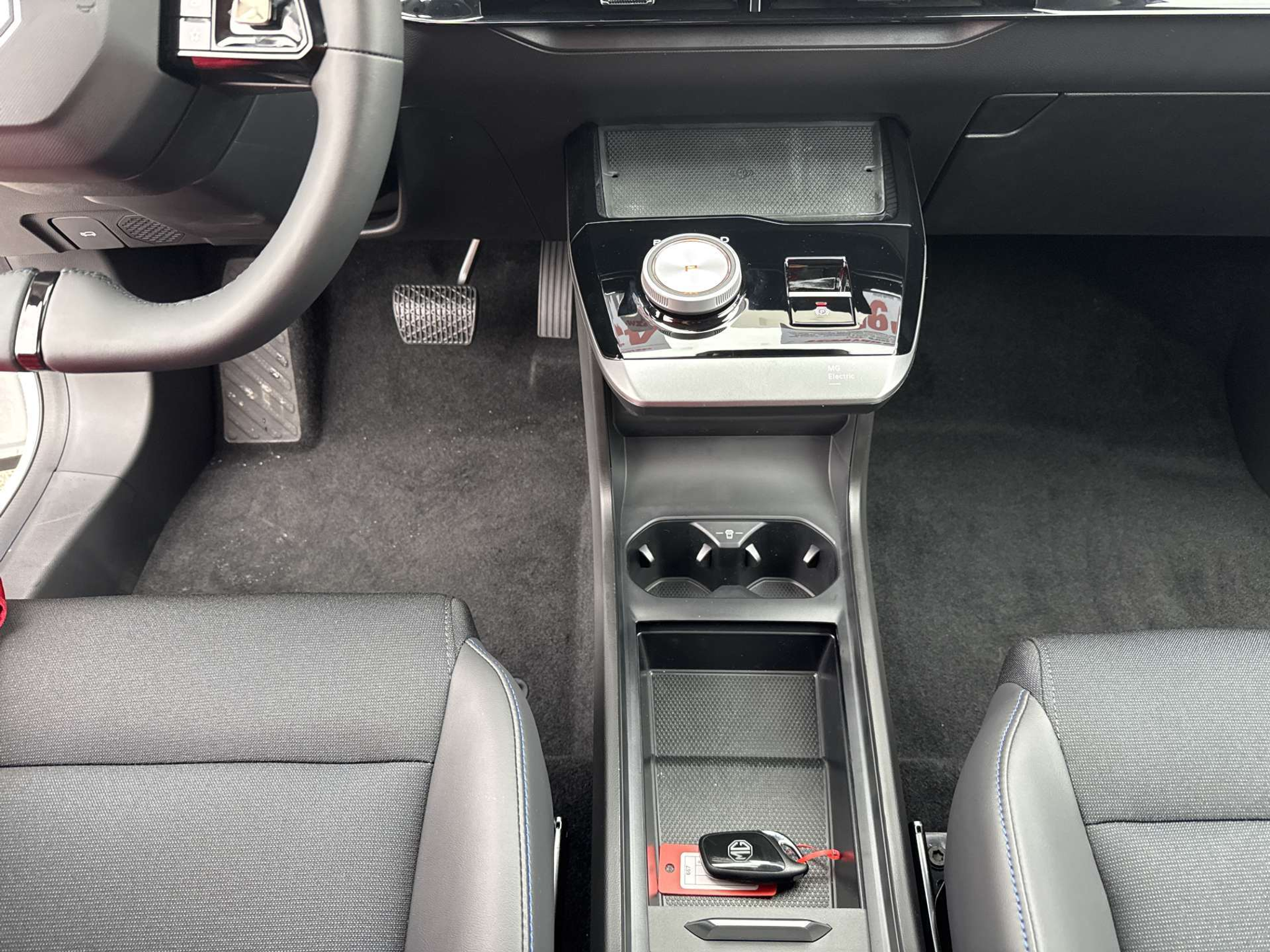 listing desktop thumbnail image 11