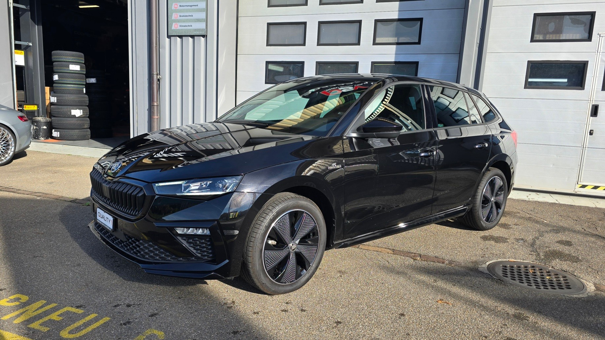 listing desktop thumbnail image 2