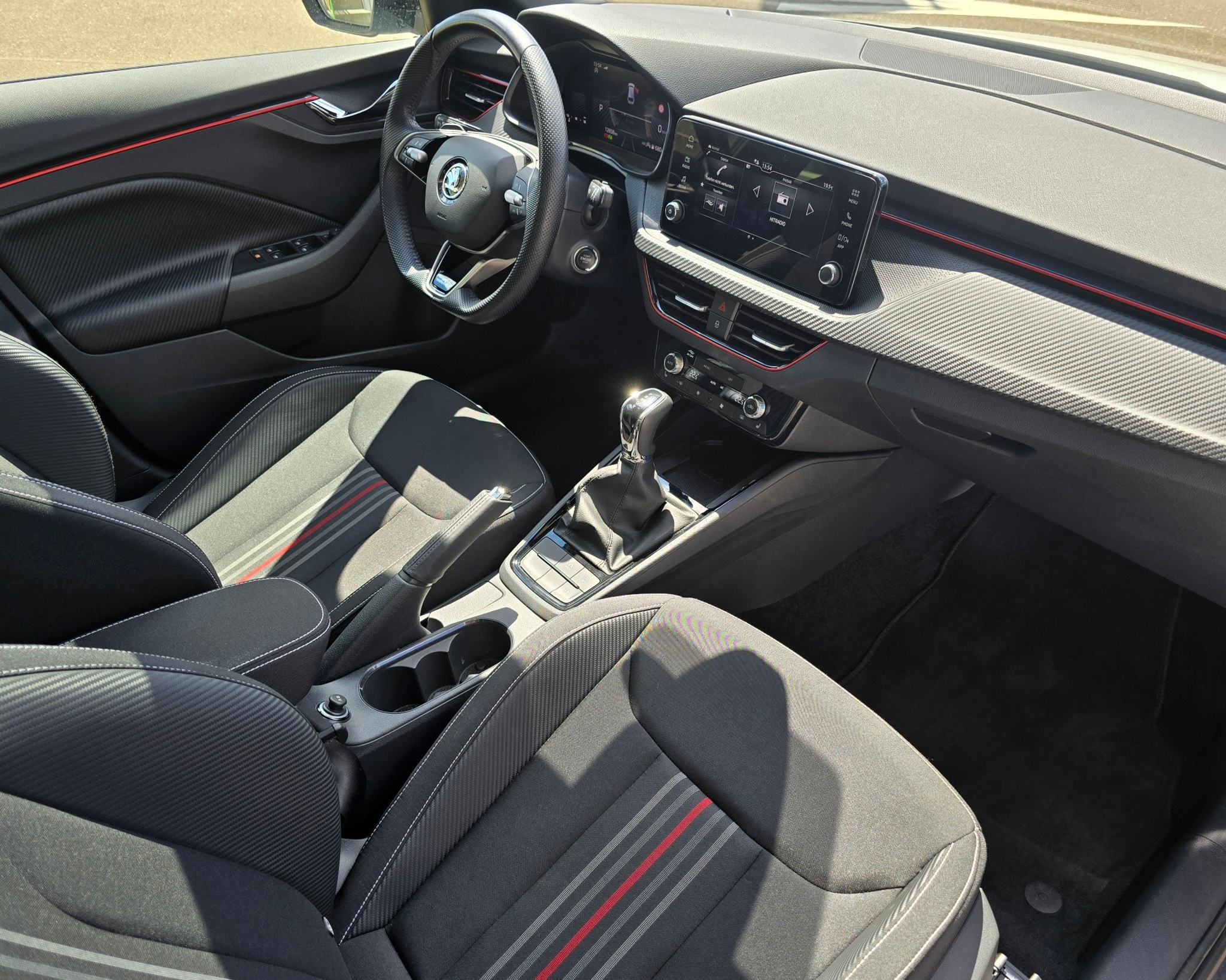 listing desktop thumbnail image 9