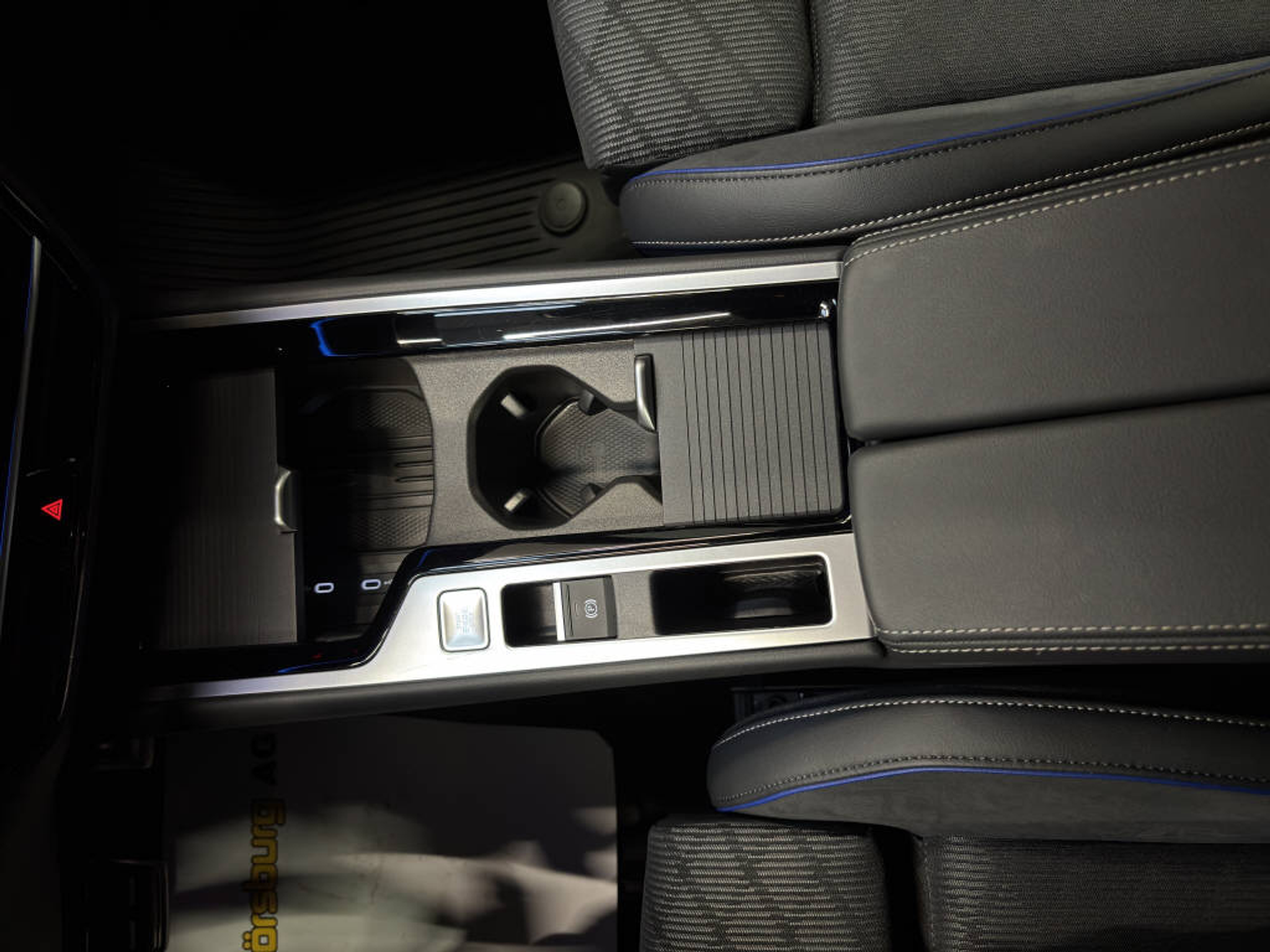 listing desktop thumbnail image 11