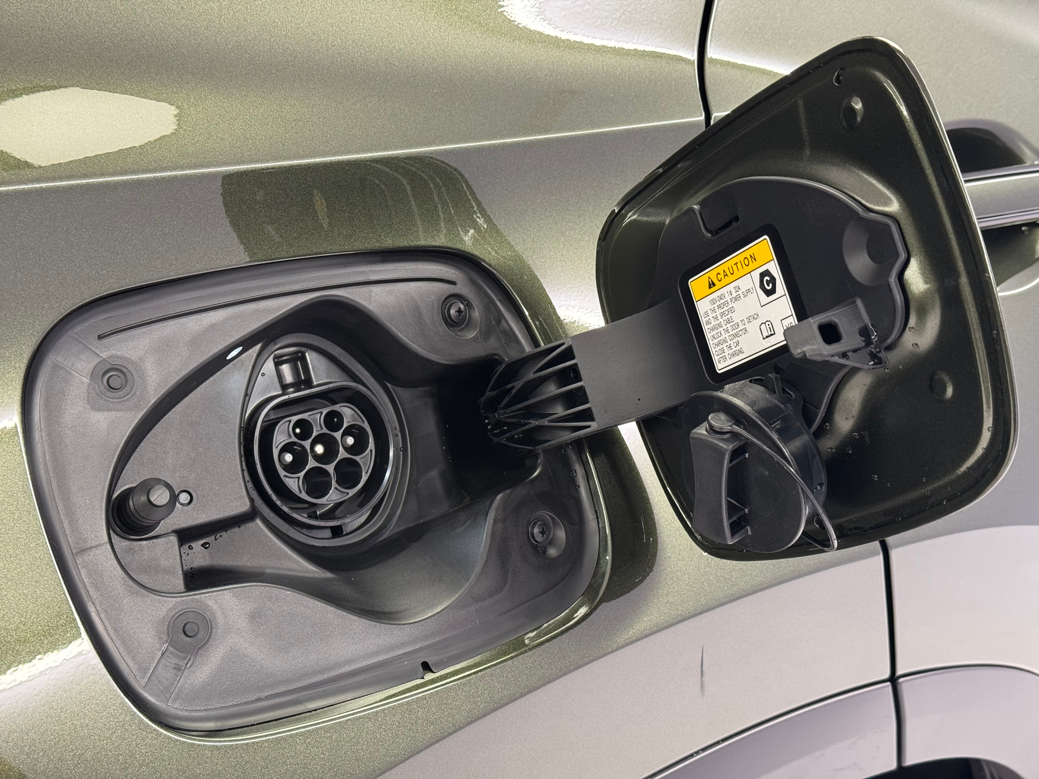 listing desktop thumbnail image 17