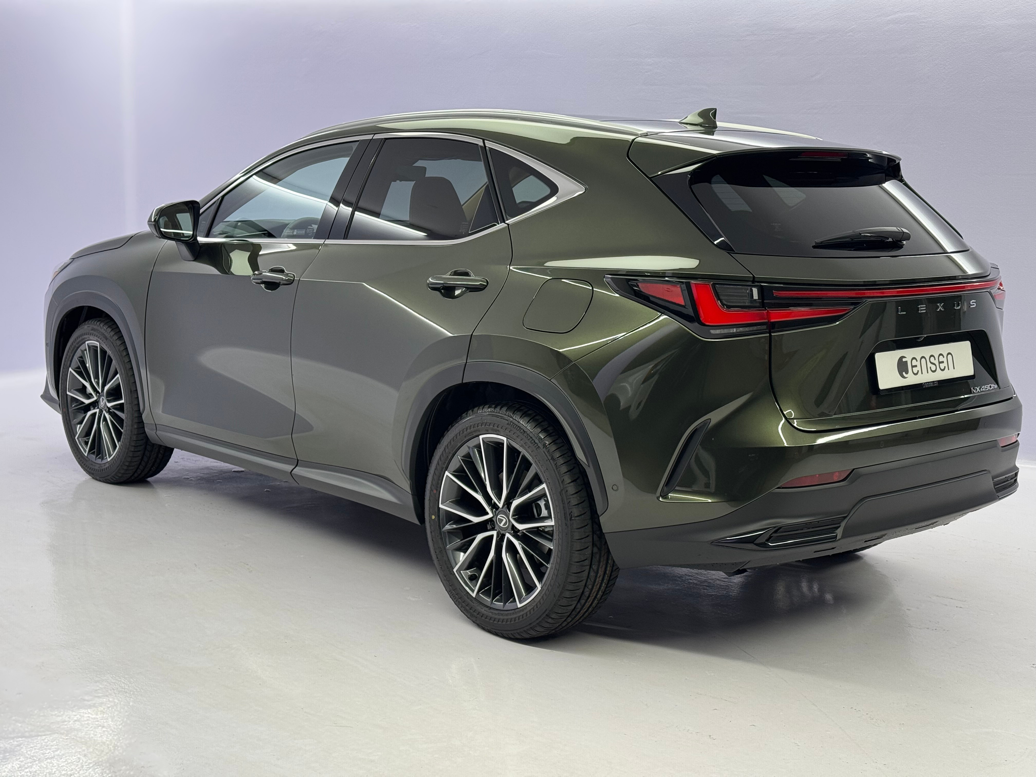 listing desktop thumbnail image 4