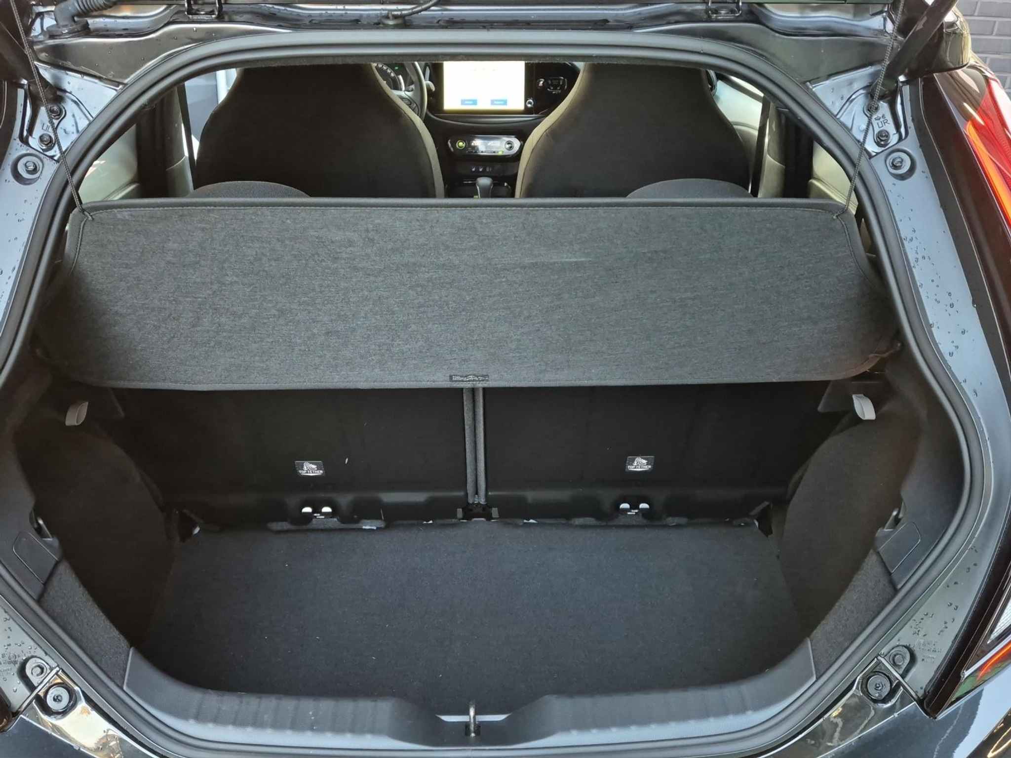 listing desktop thumbnail image 10