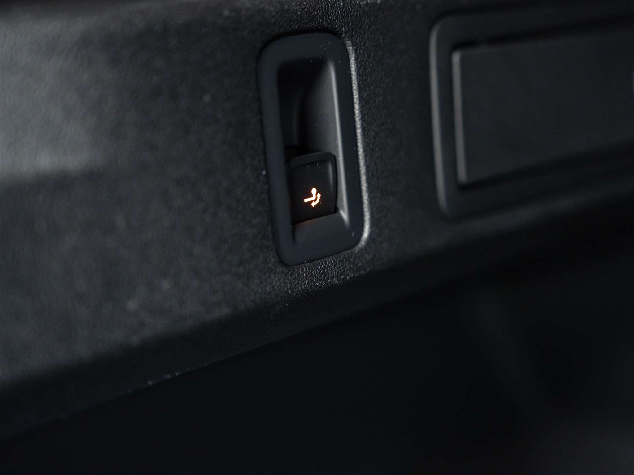 listing desktop thumbnail image 48