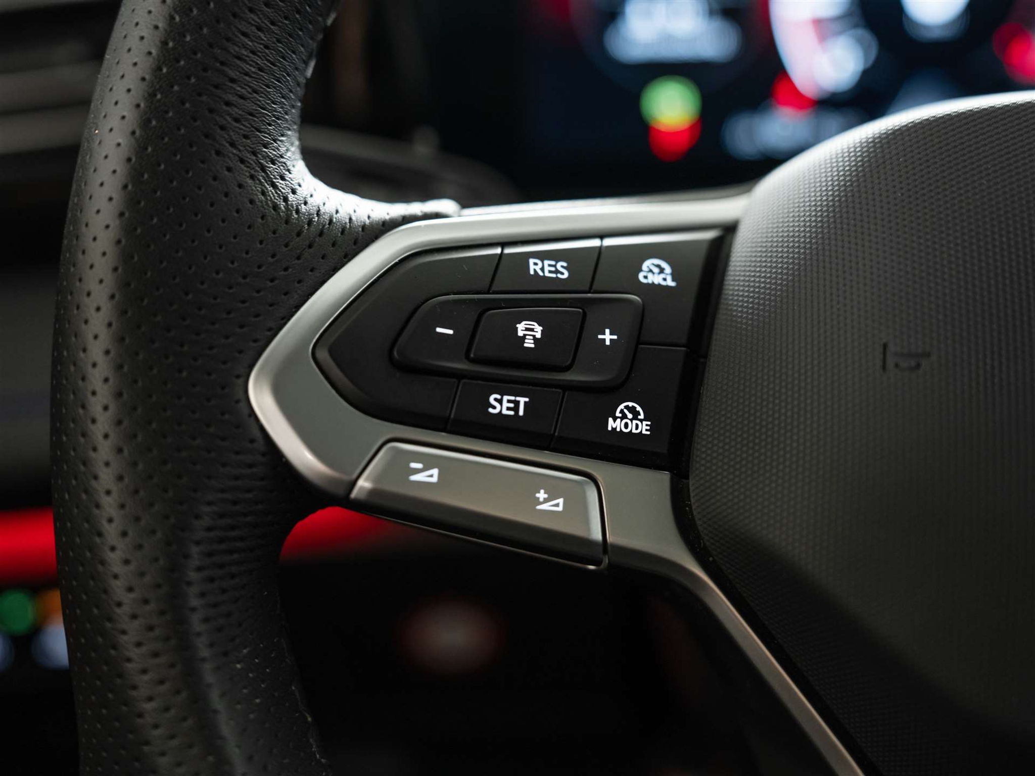 listing desktop thumbnail image 34