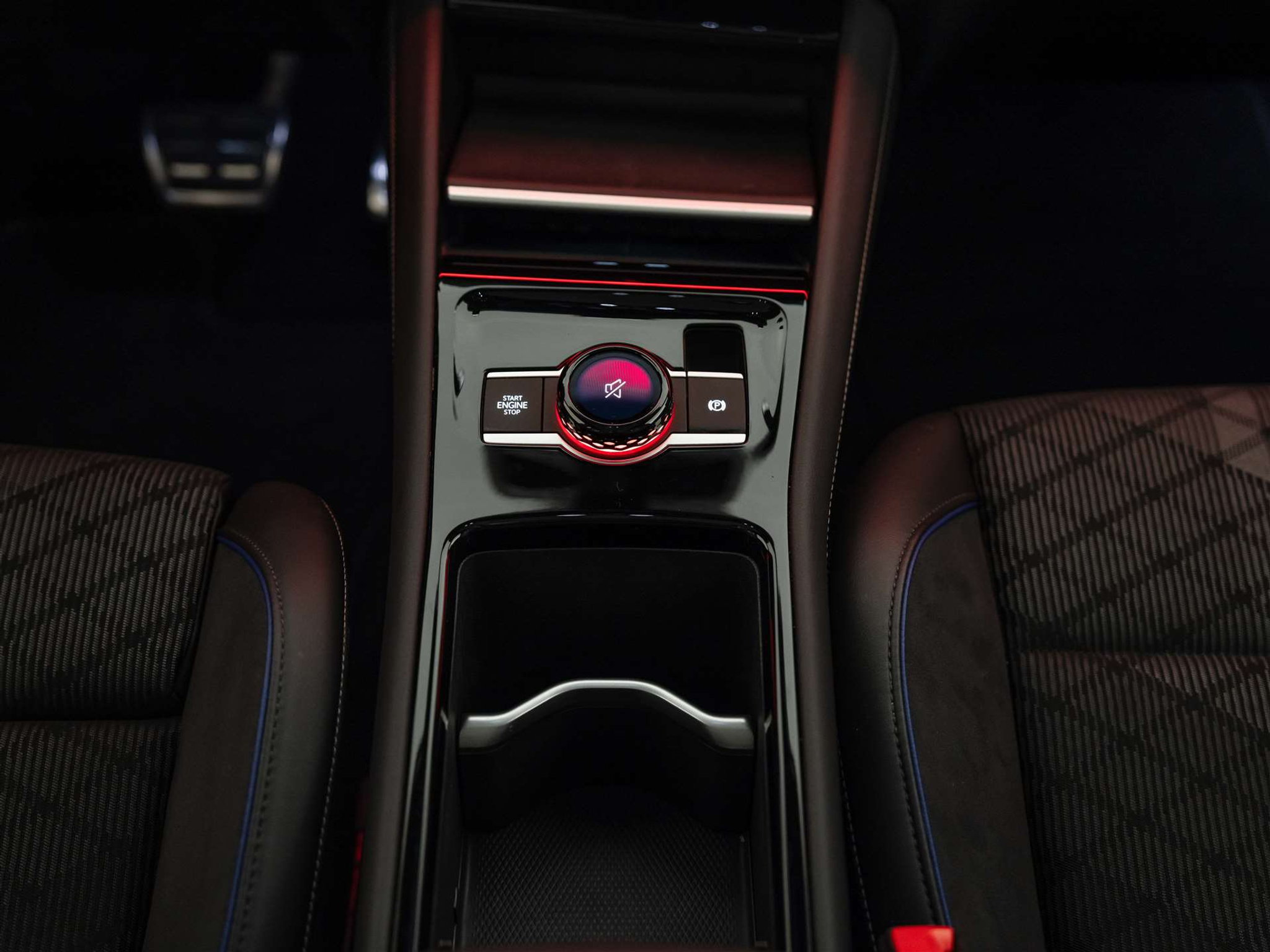 listing desktop thumbnail image 33