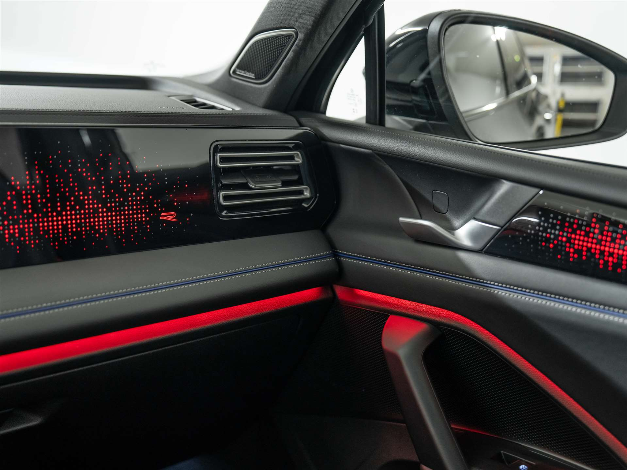 listing desktop thumbnail image 32