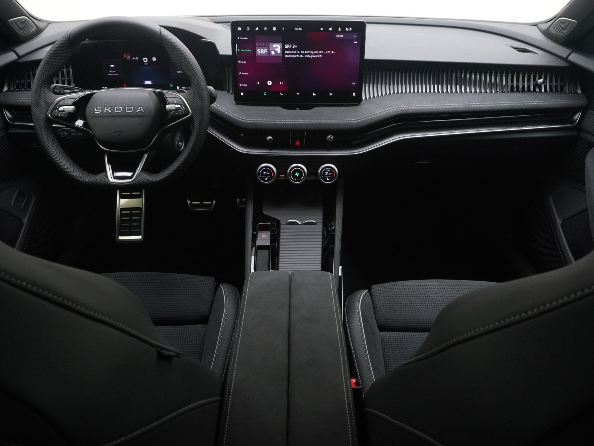 listing desktop thumbnail image 11