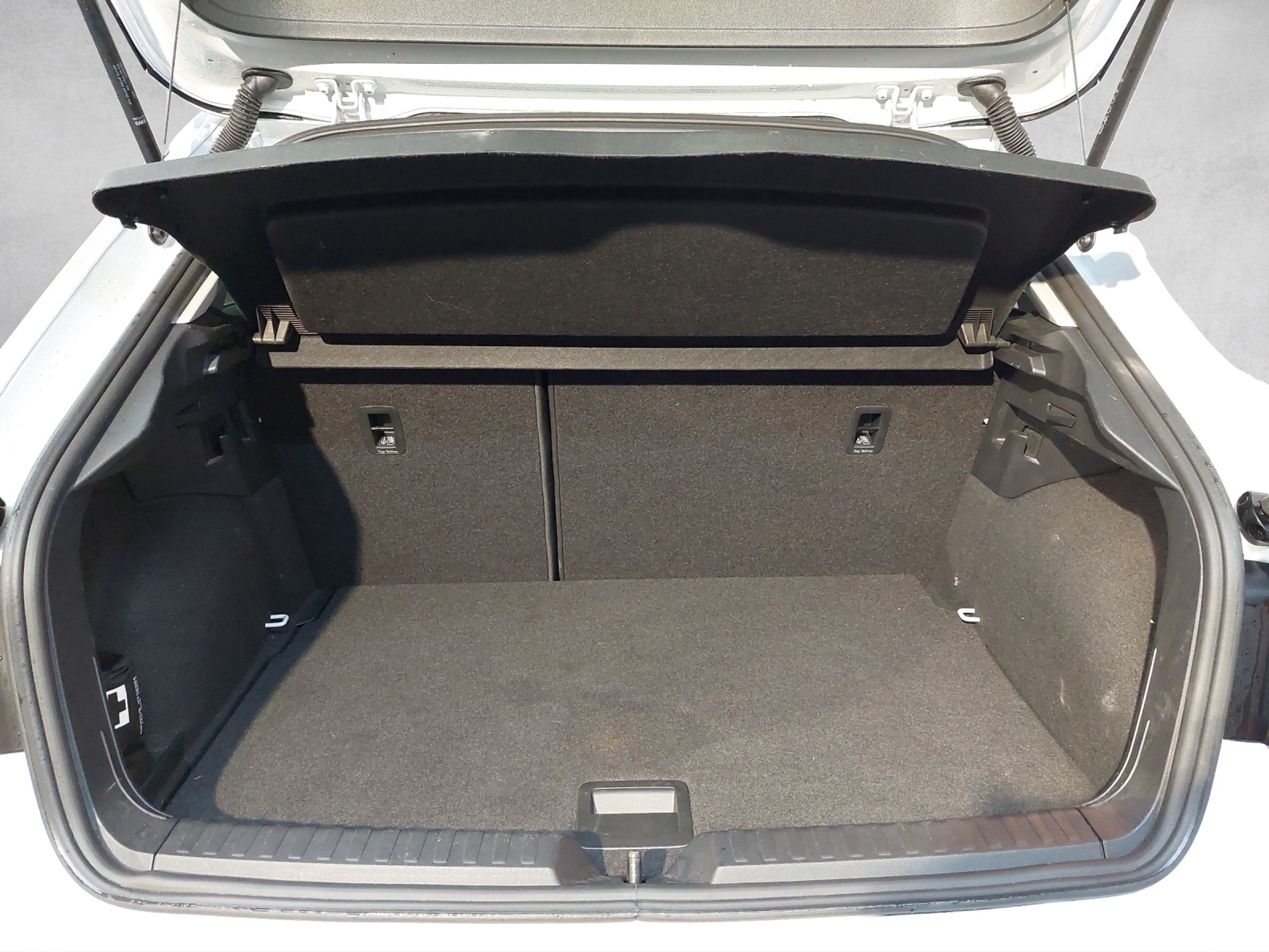 listing desktop thumbnail image 10