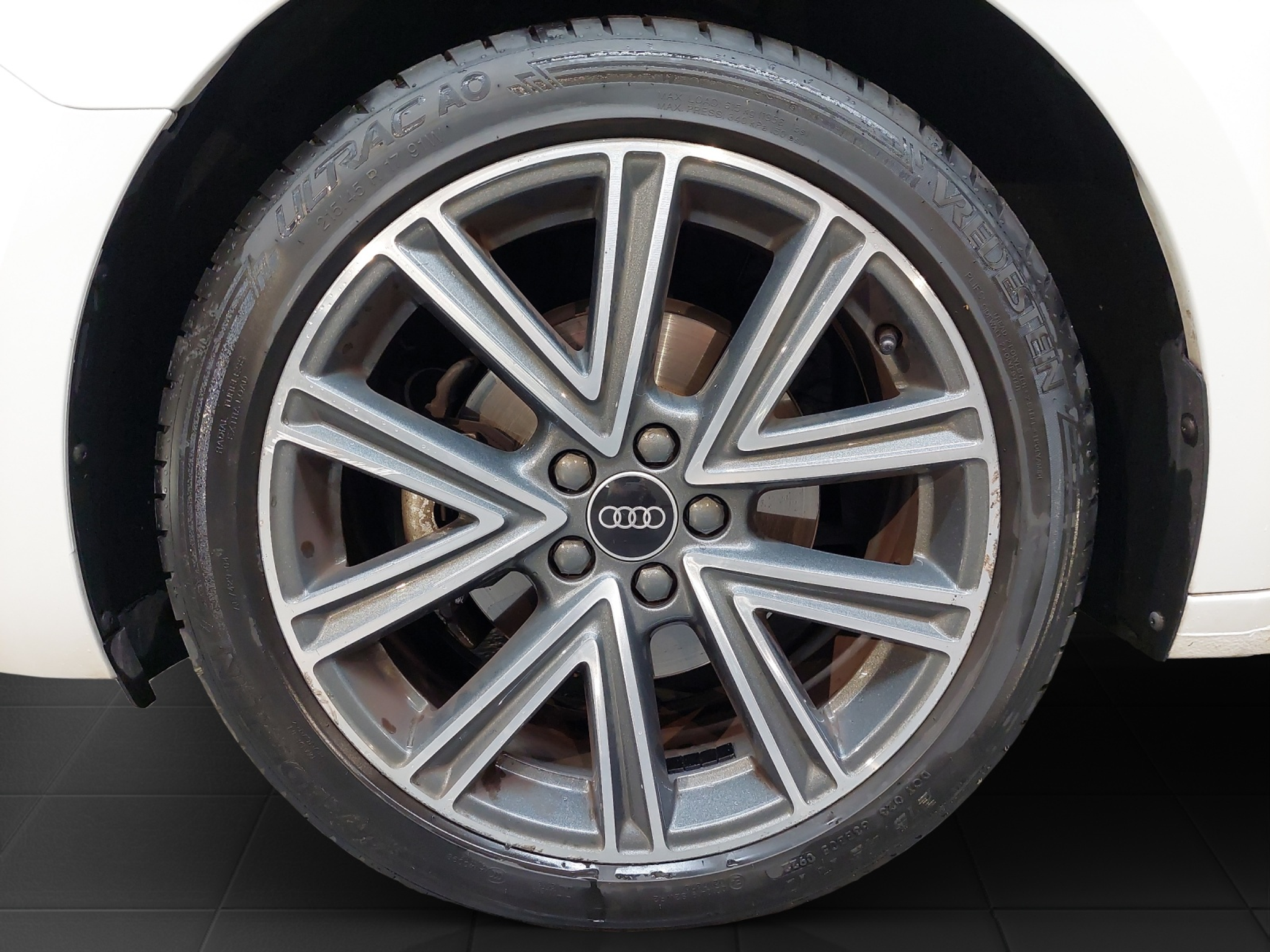 listing desktop thumbnail image 11