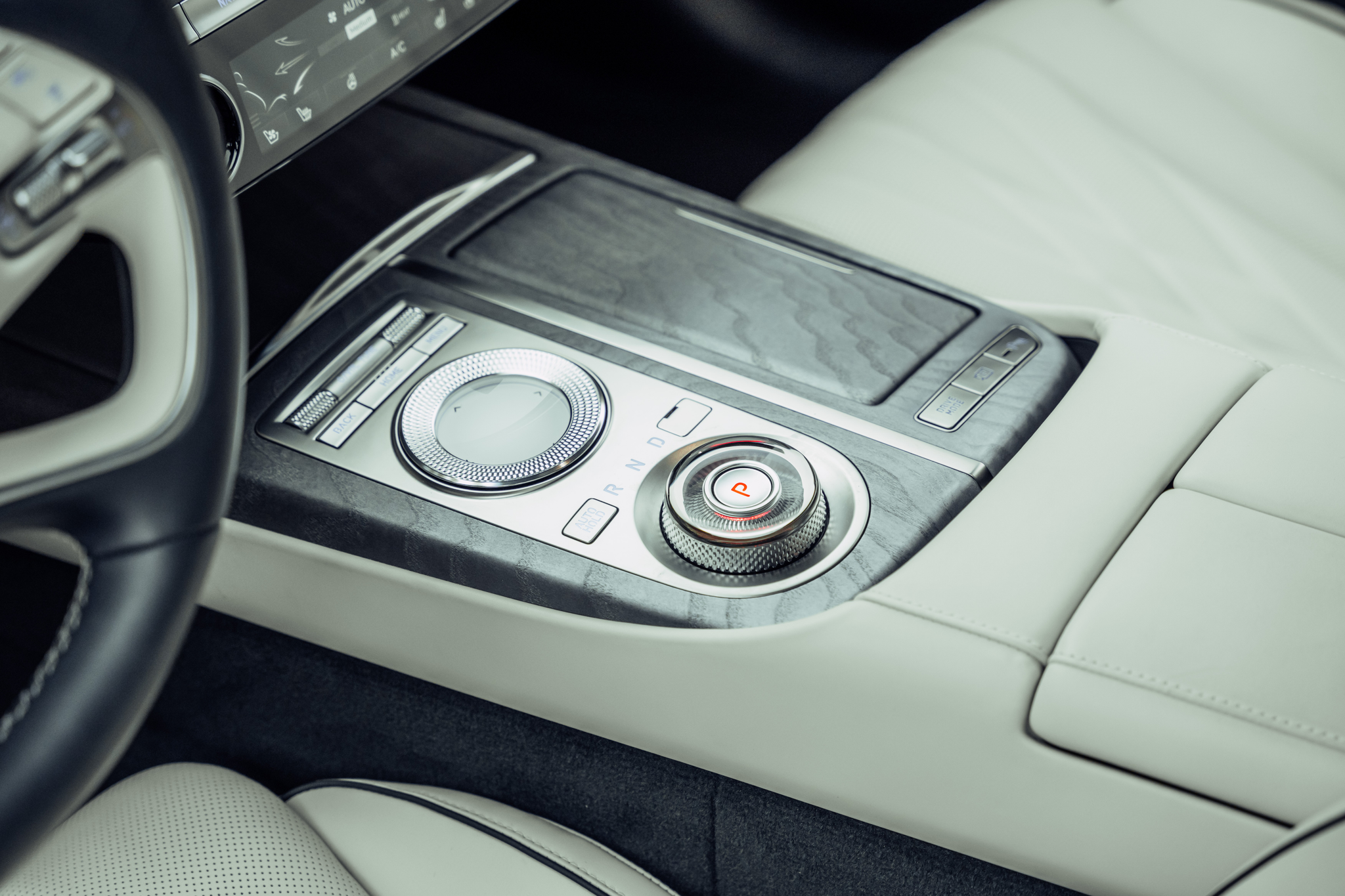 listing desktop thumbnail image 12