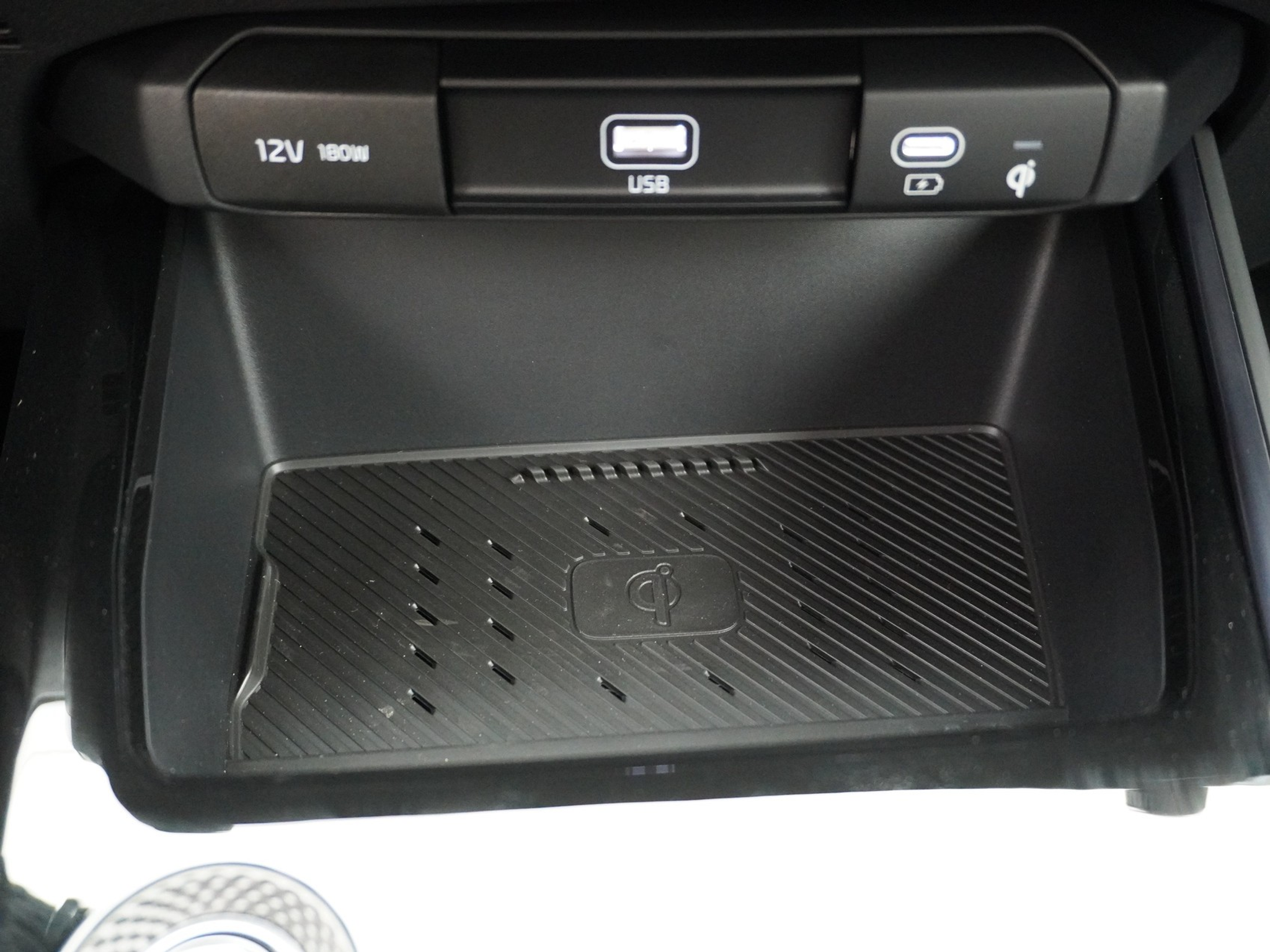 listing desktop thumbnail image 21