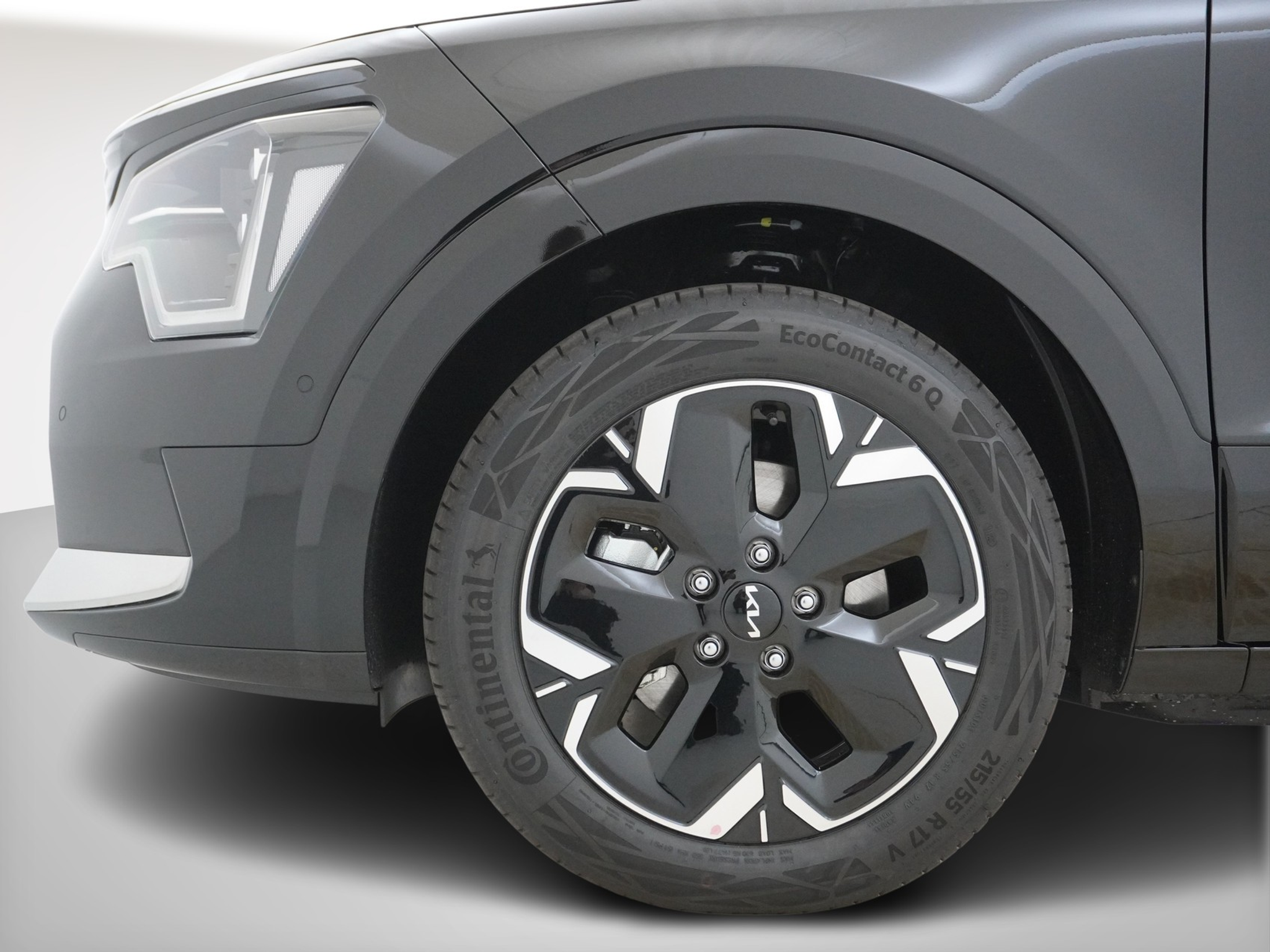 listing desktop thumbnail image 8