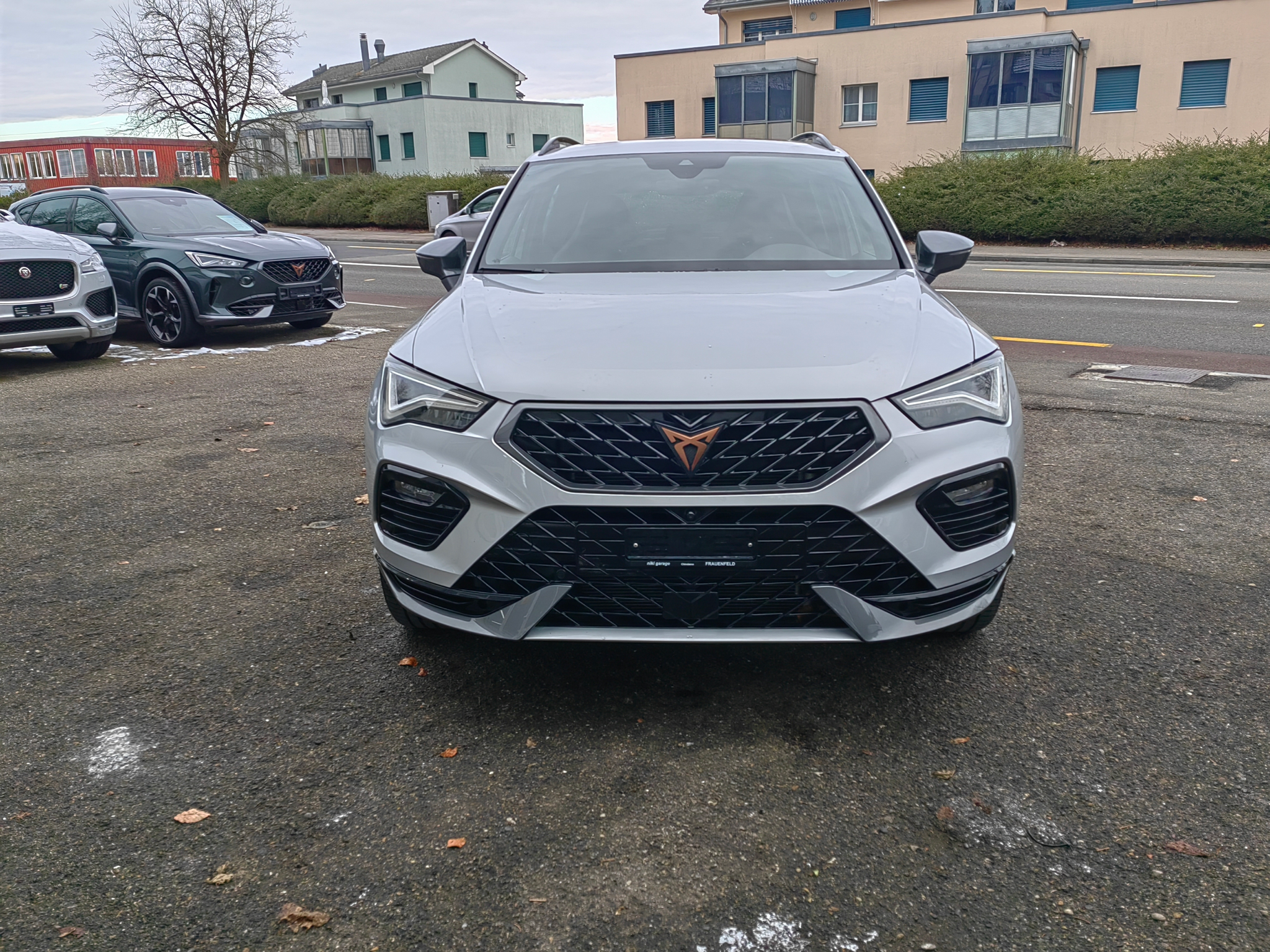 listing desktop thumbnail image 2