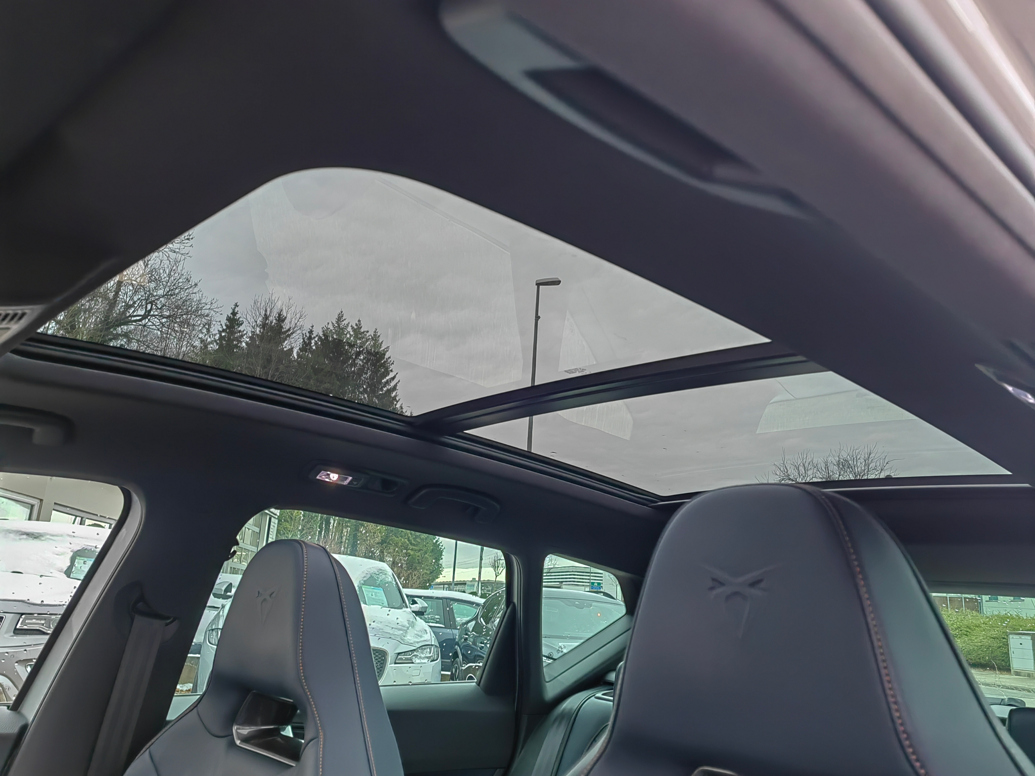 listing desktop thumbnail image 11