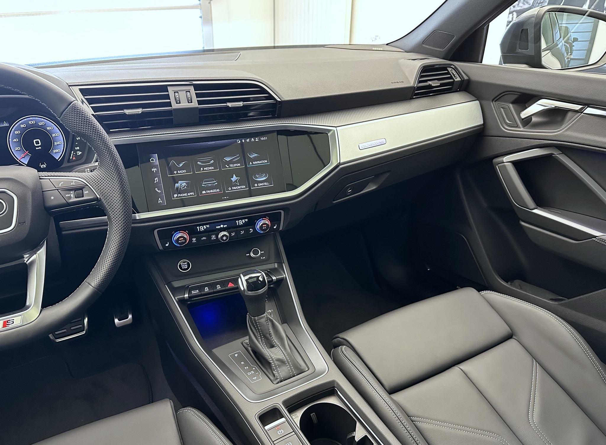 listing desktop thumbnail image 19