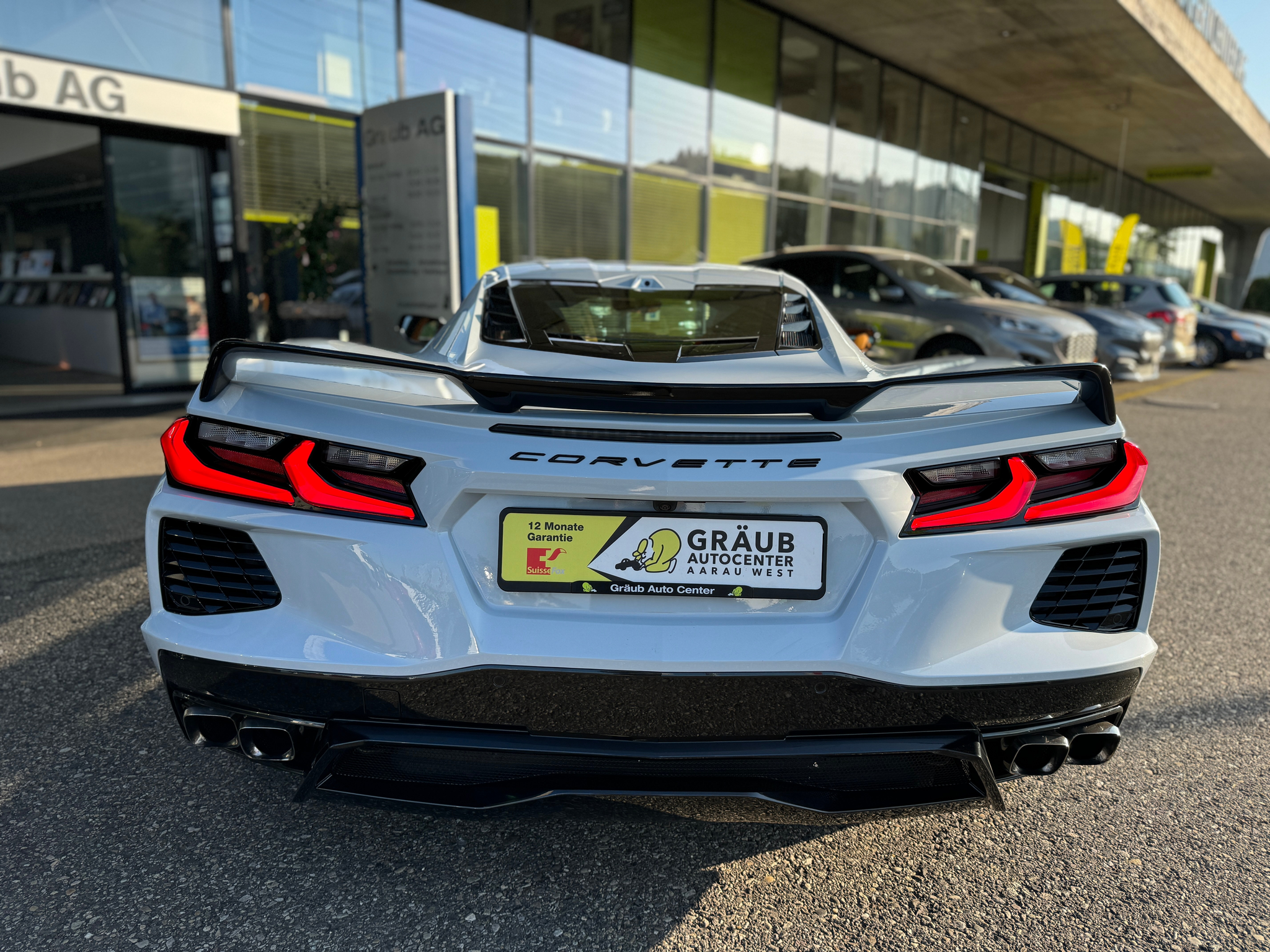 listing desktop thumbnail image 11