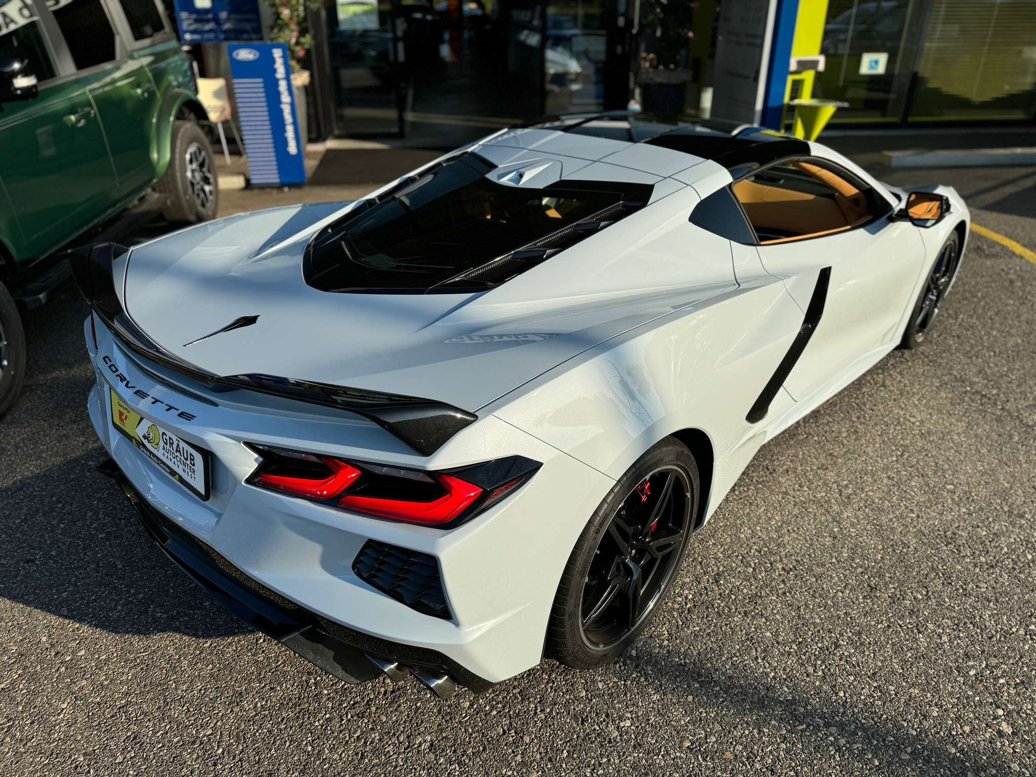 listing desktop thumbnail image 8