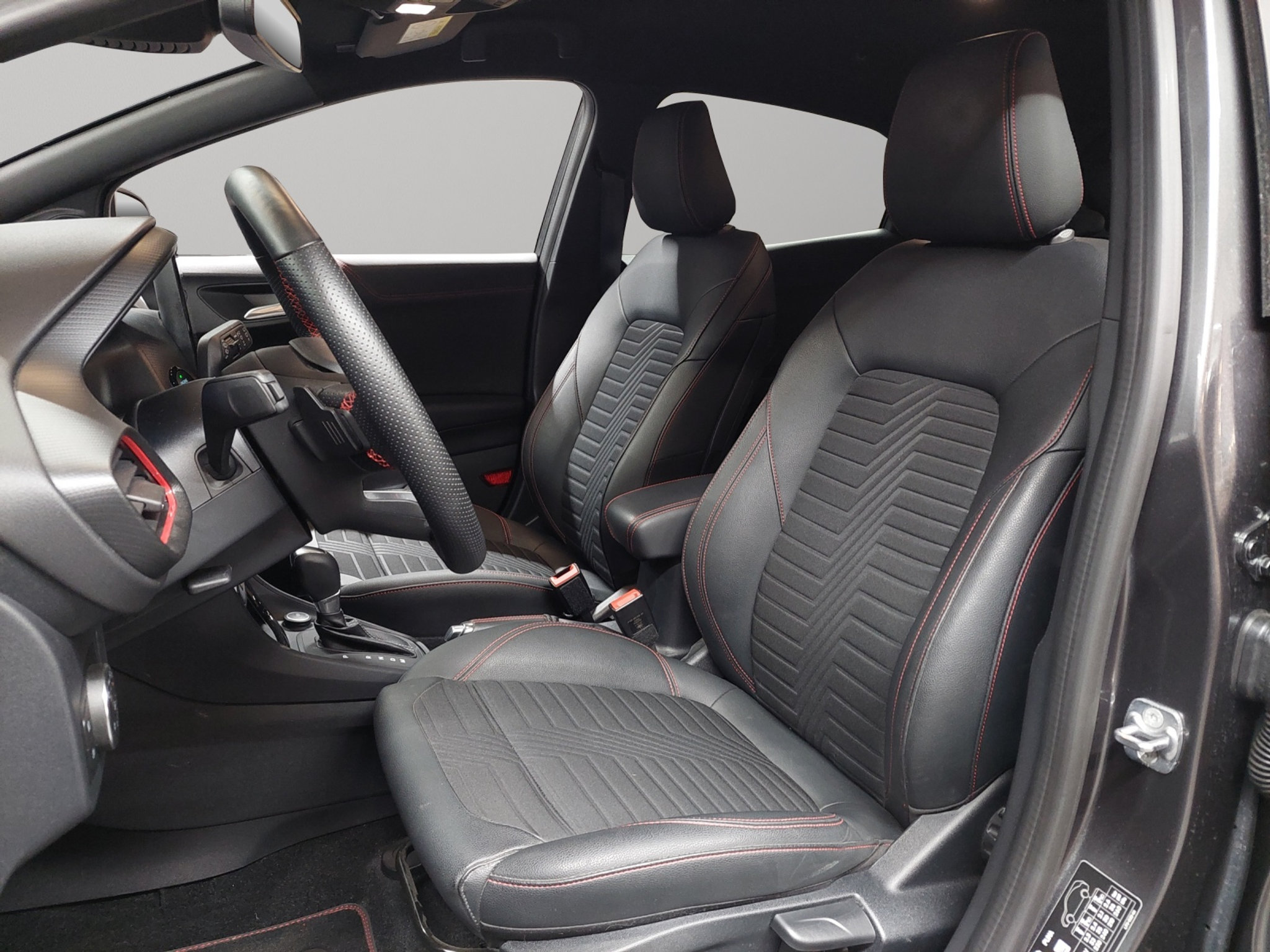 listing desktop thumbnail image 5