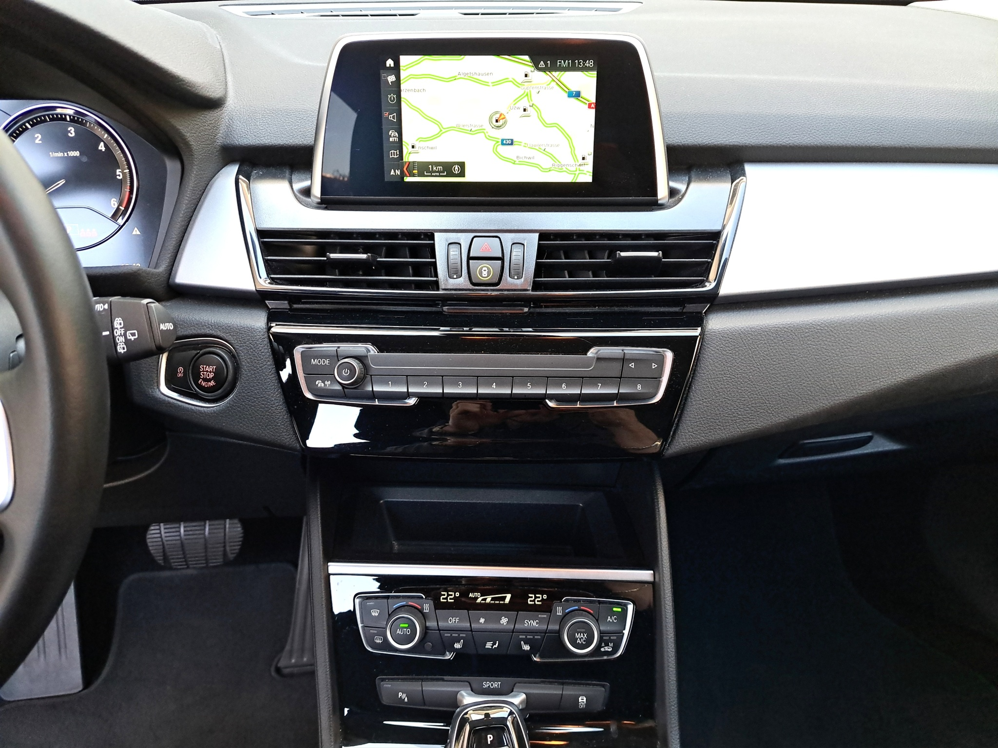 listing desktop thumbnail image 12