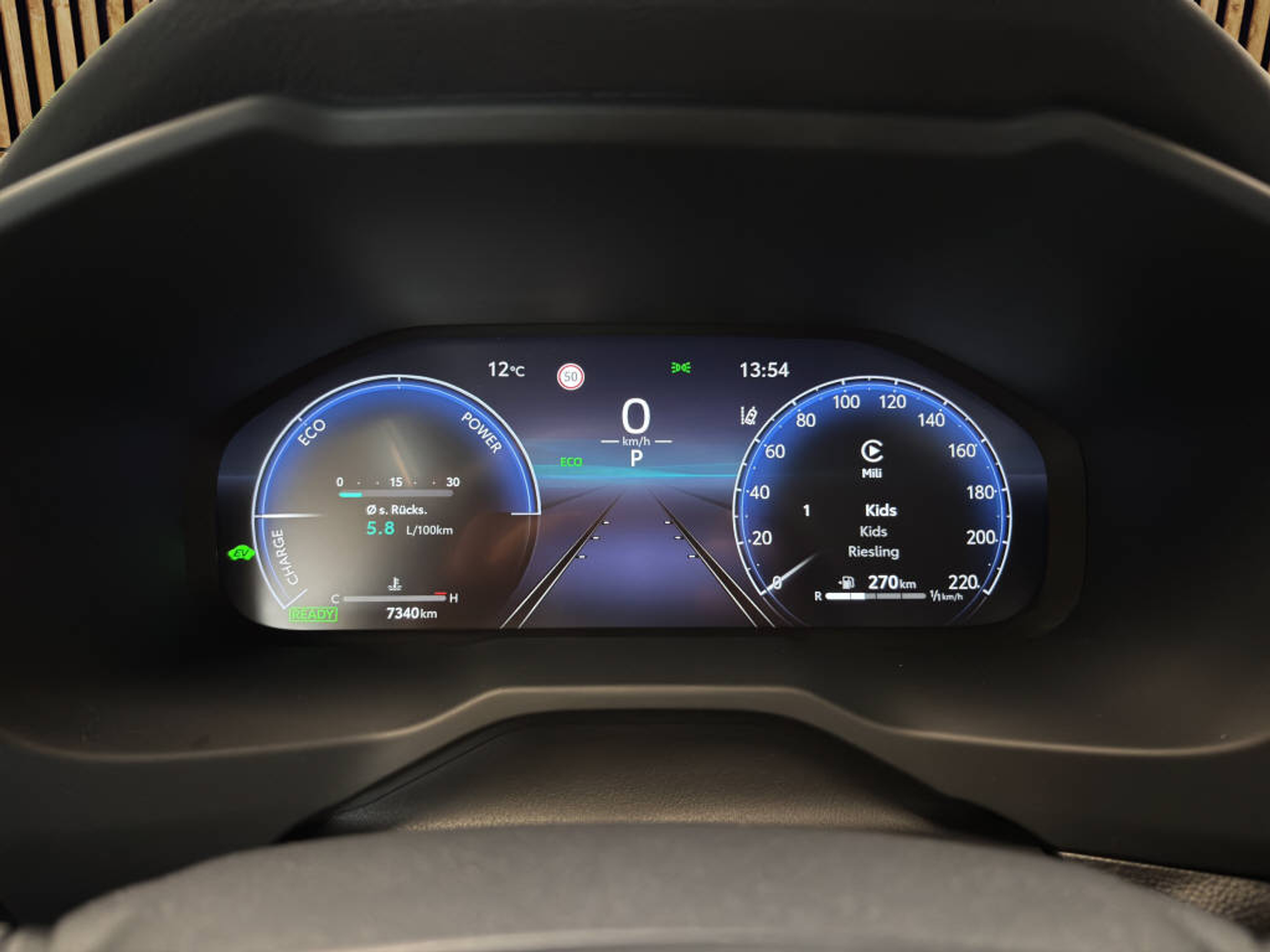 listing desktop thumbnail image 7