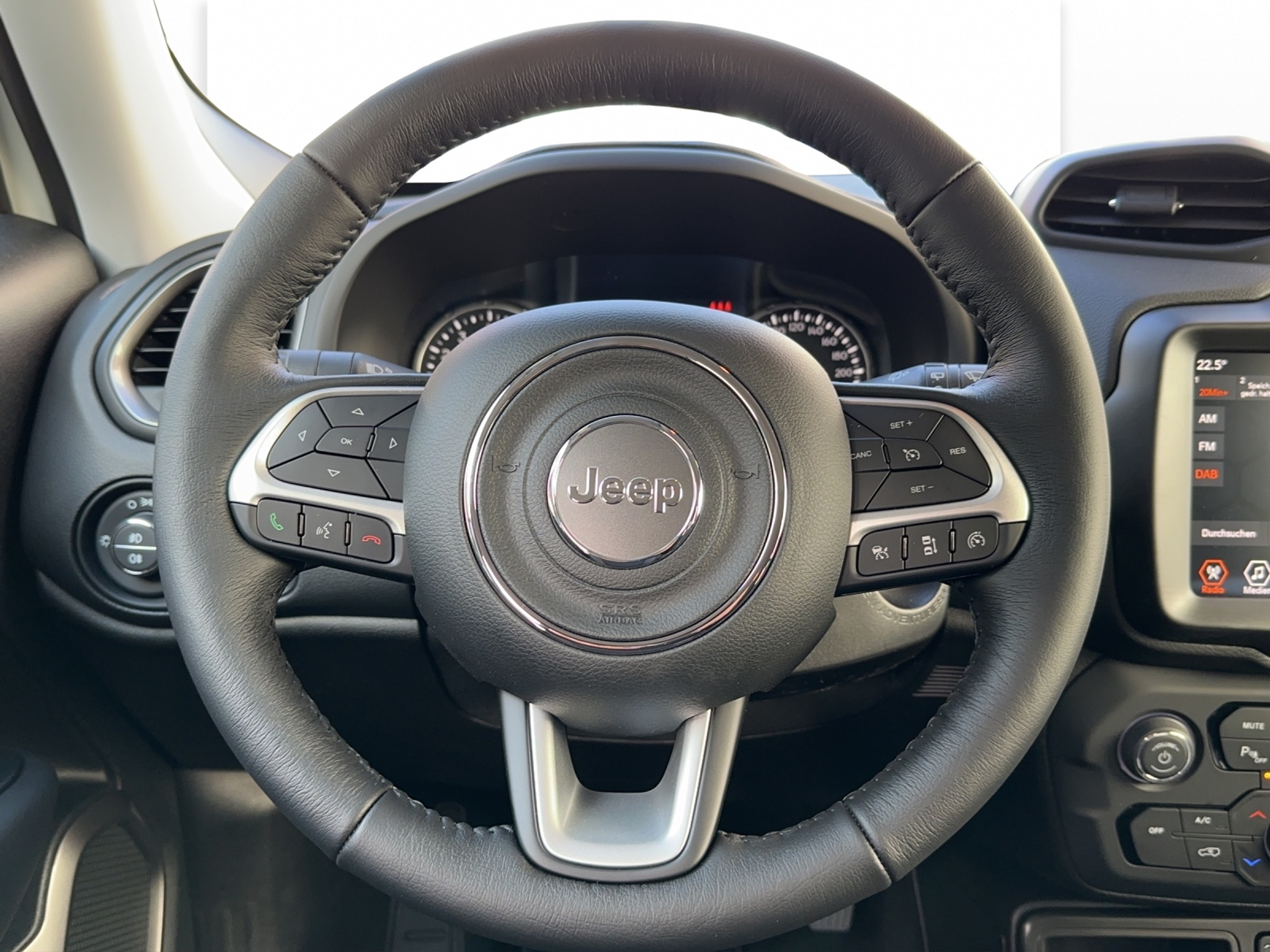 listing desktop thumbnail image 9