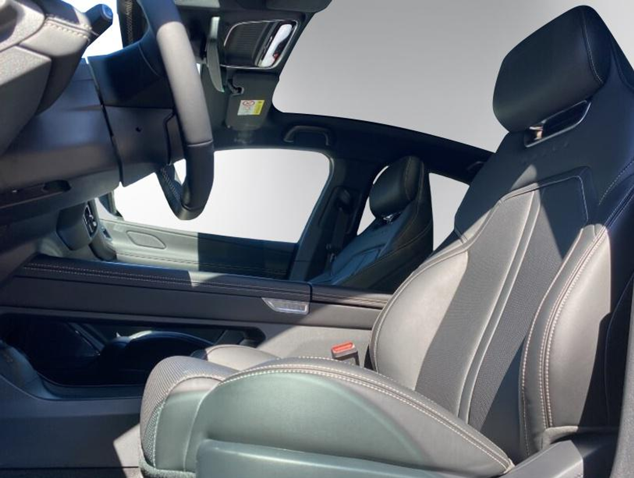 listing desktop thumbnail image 6