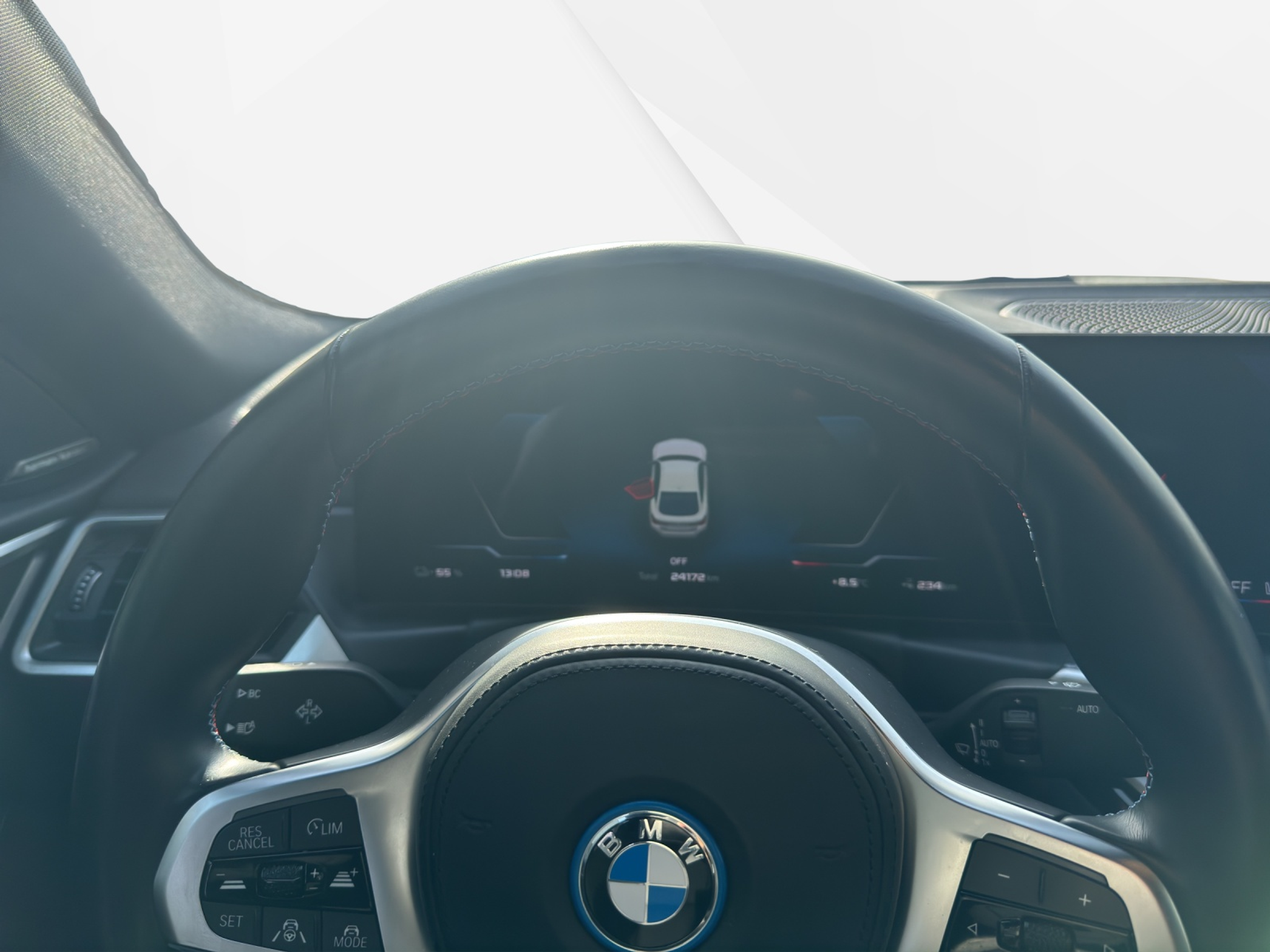 listing desktop thumbnail image 14