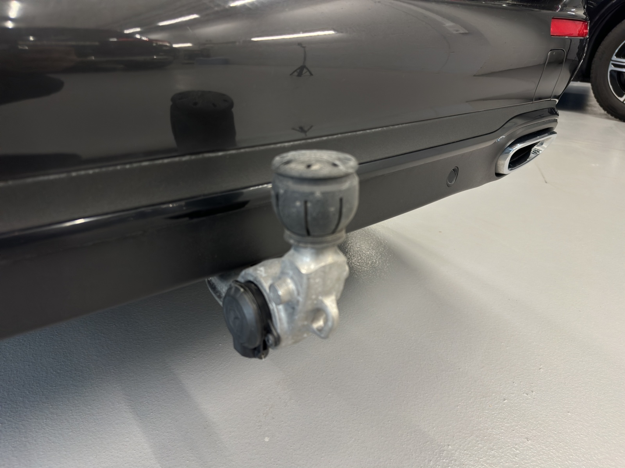 listing desktop thumbnail image 17