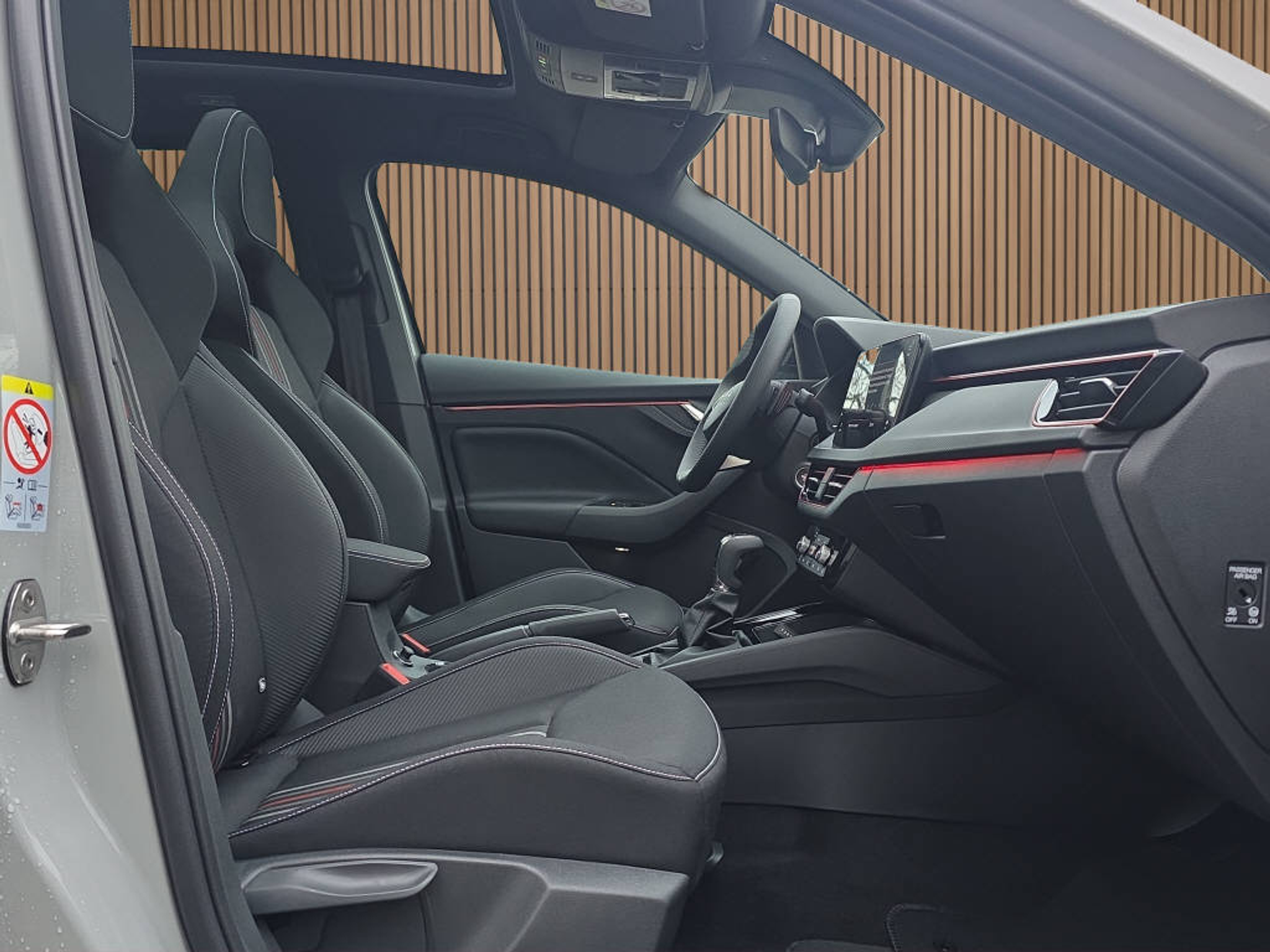 listing desktop thumbnail image 20