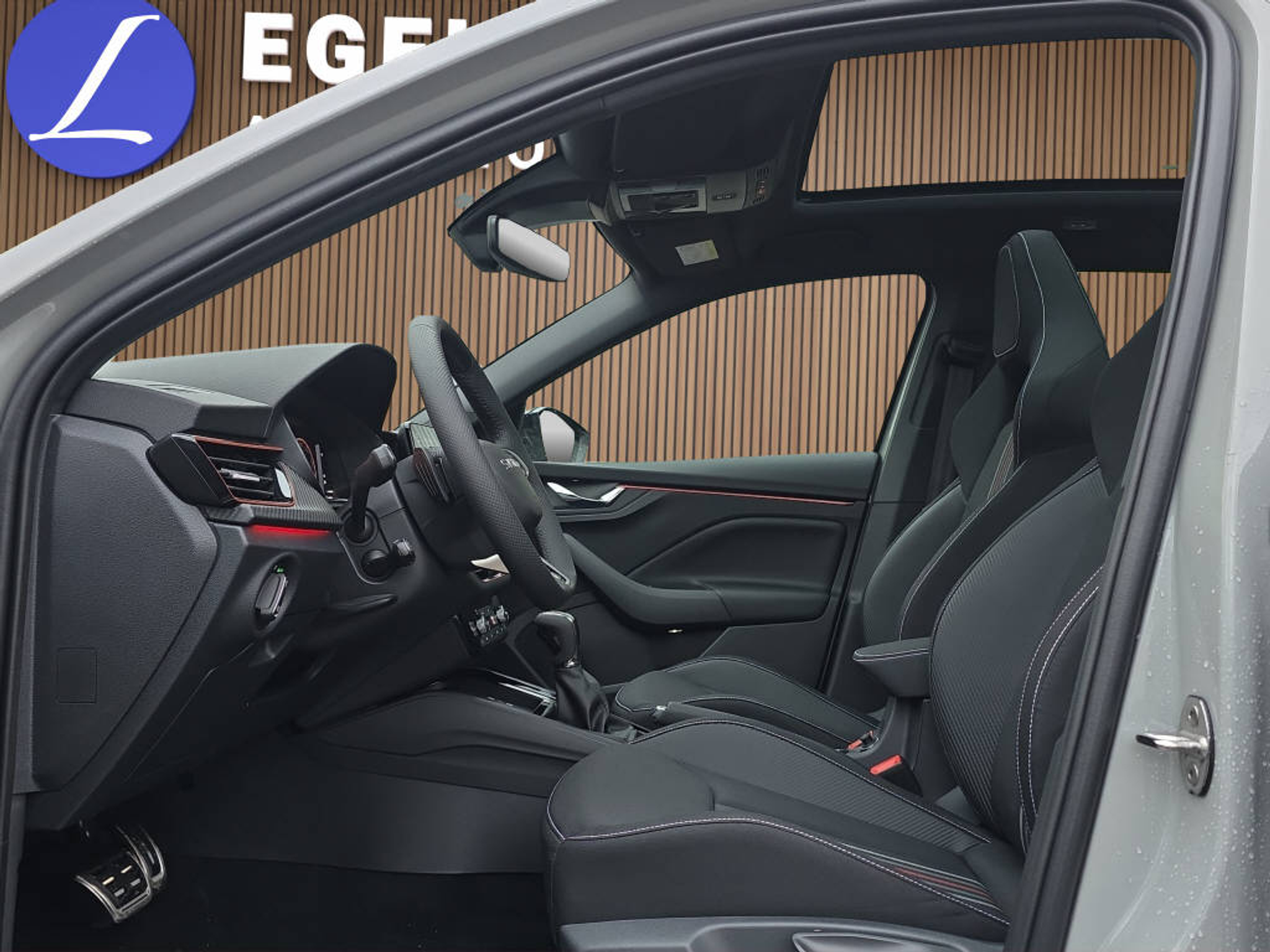 listing desktop thumbnail image 19