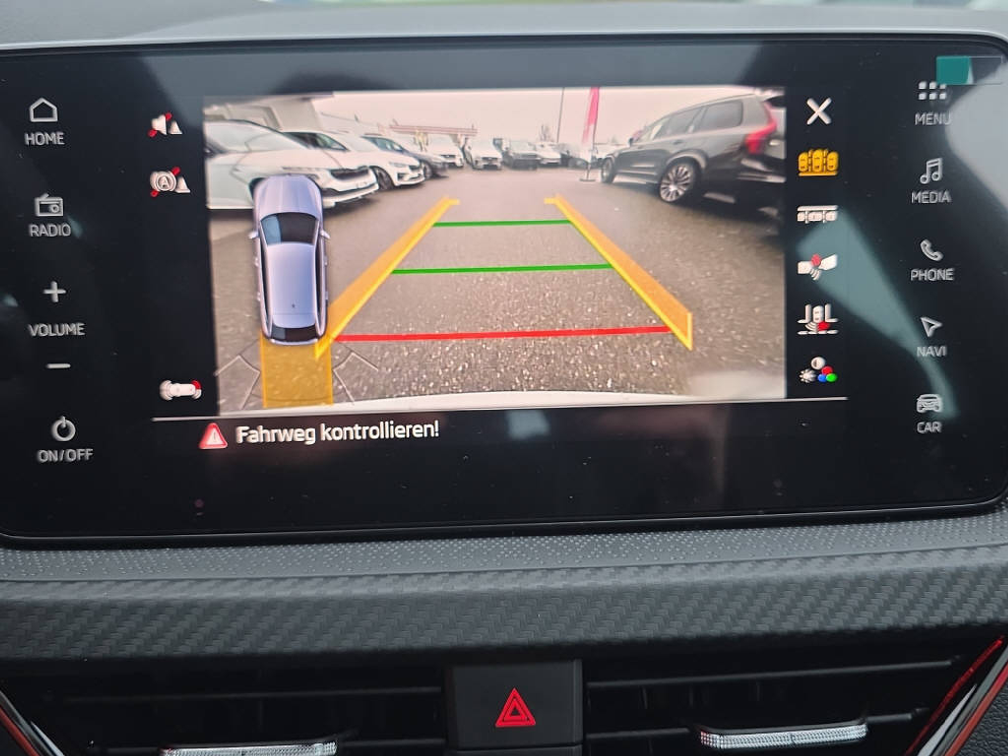 listing desktop thumbnail image 23