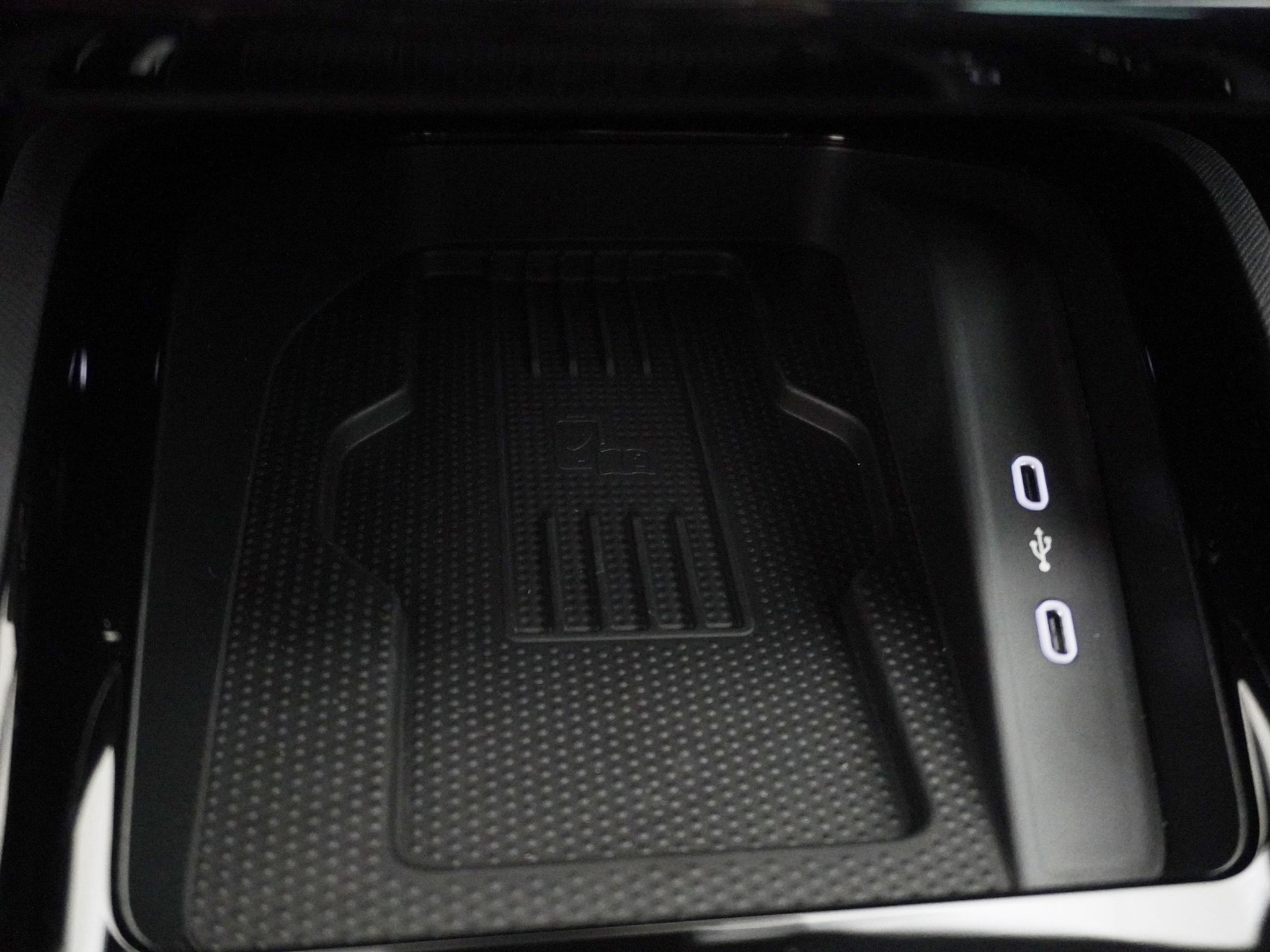 listing desktop thumbnail image 24