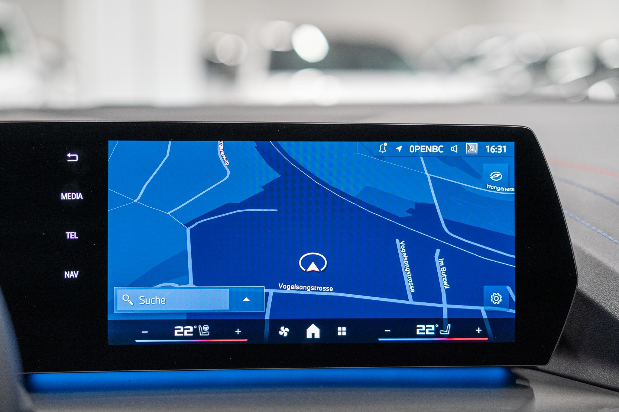 listing desktop thumbnail image 15