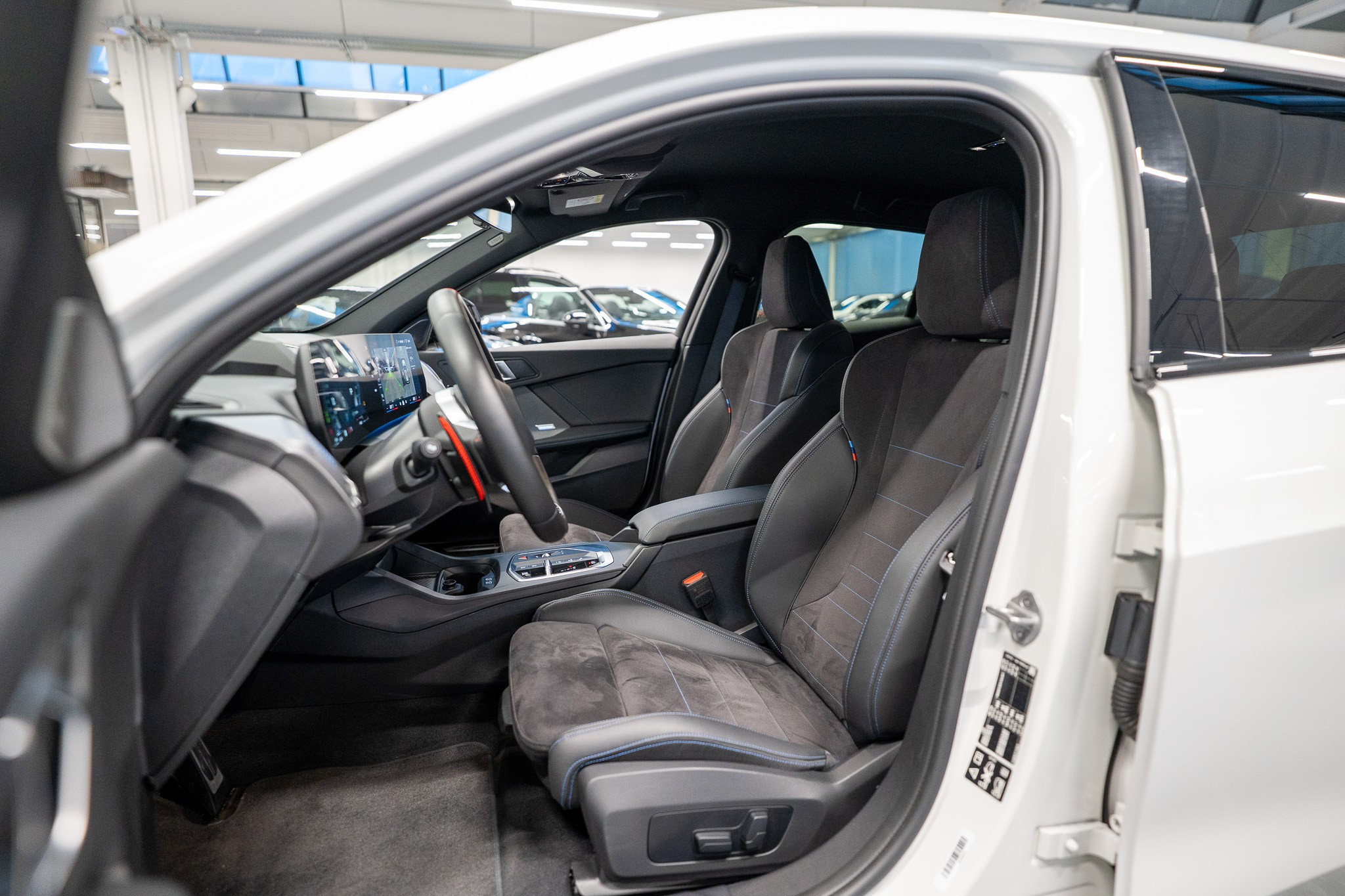 listing desktop thumbnail image 9