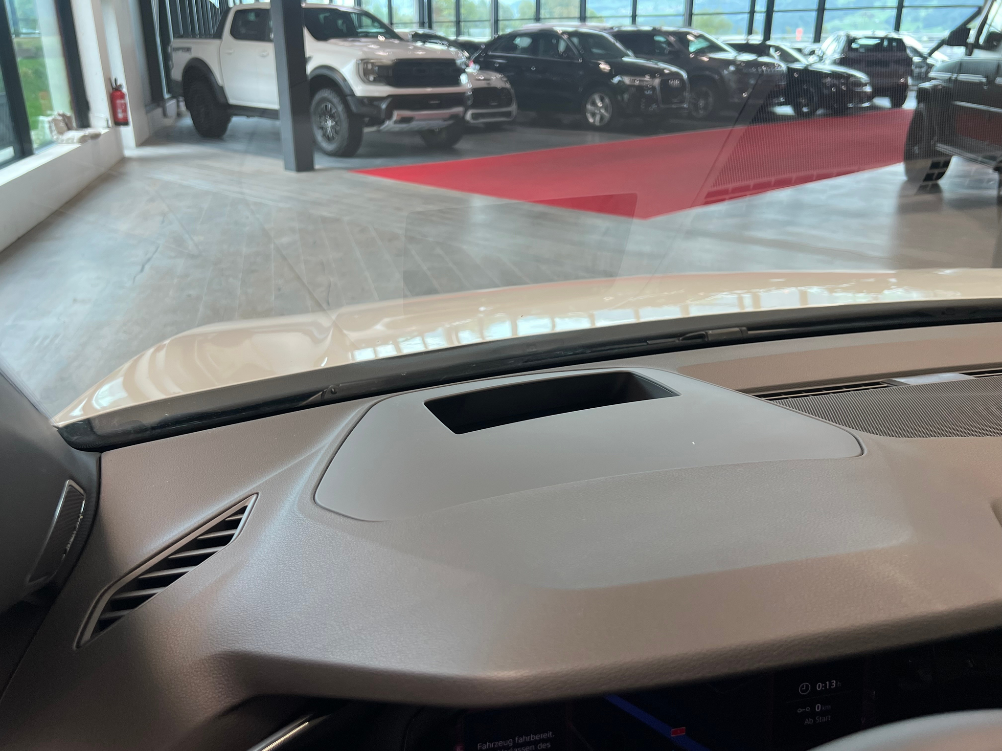 listing desktop thumbnail image 27