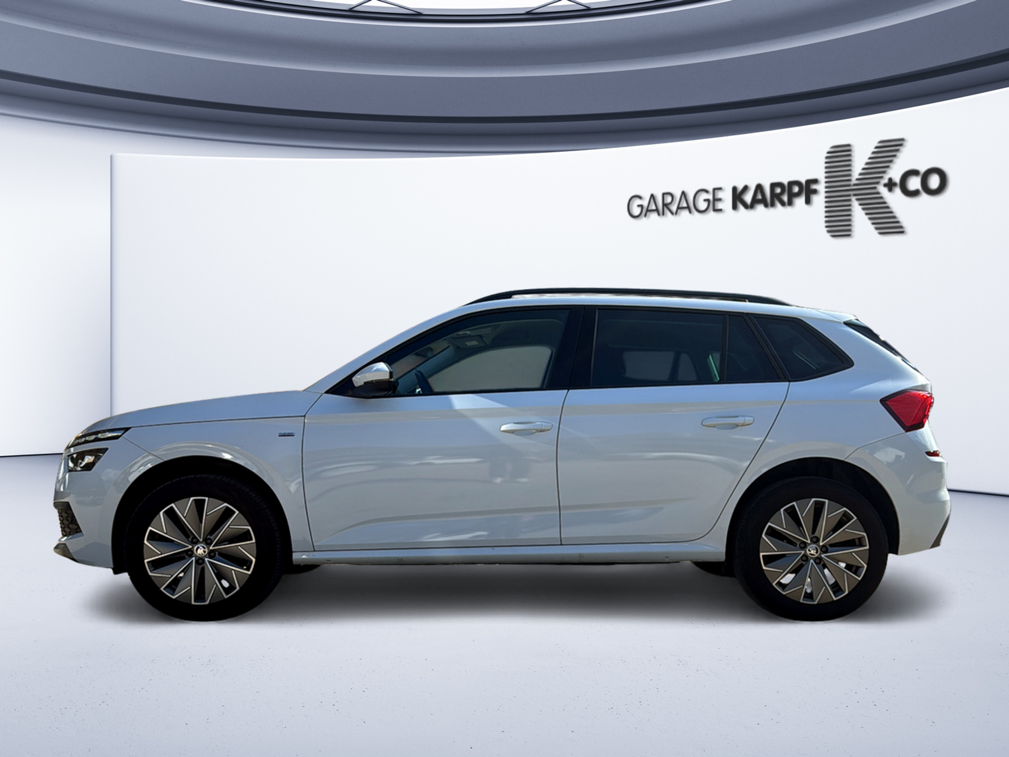 listing desktop thumbnail image 1