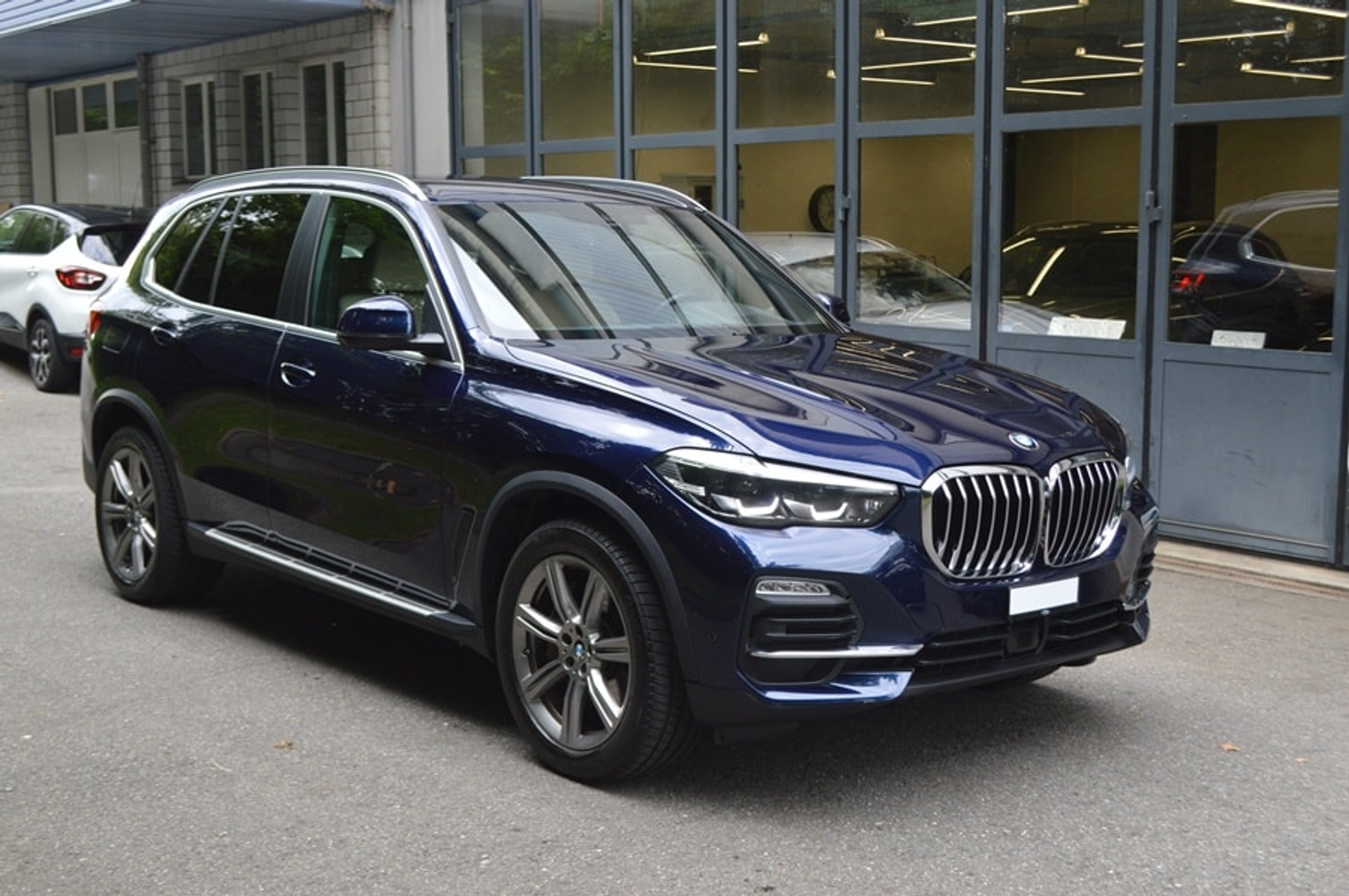 listing desktop thumbnail image 13