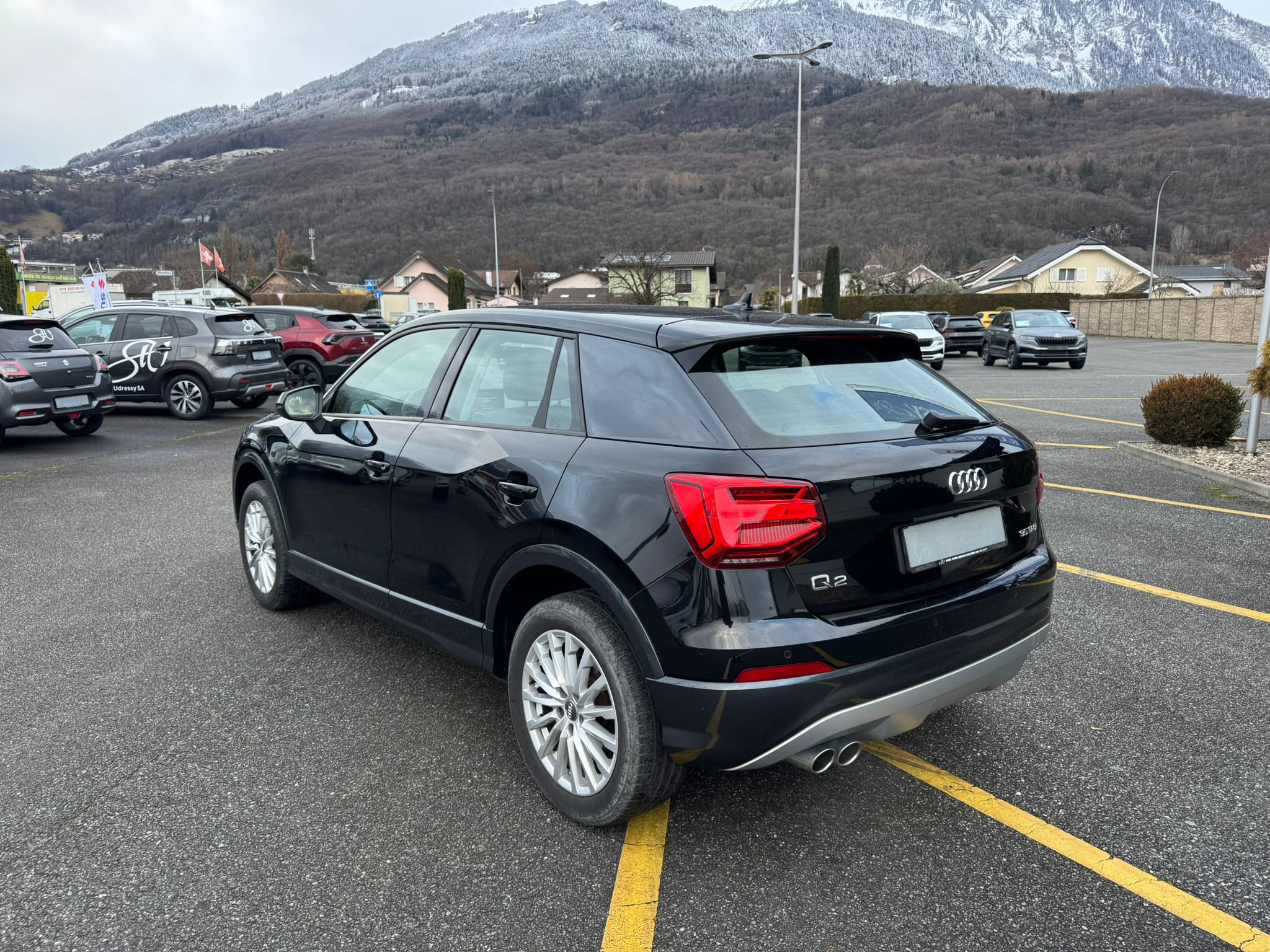 listing desktop thumbnail image 2